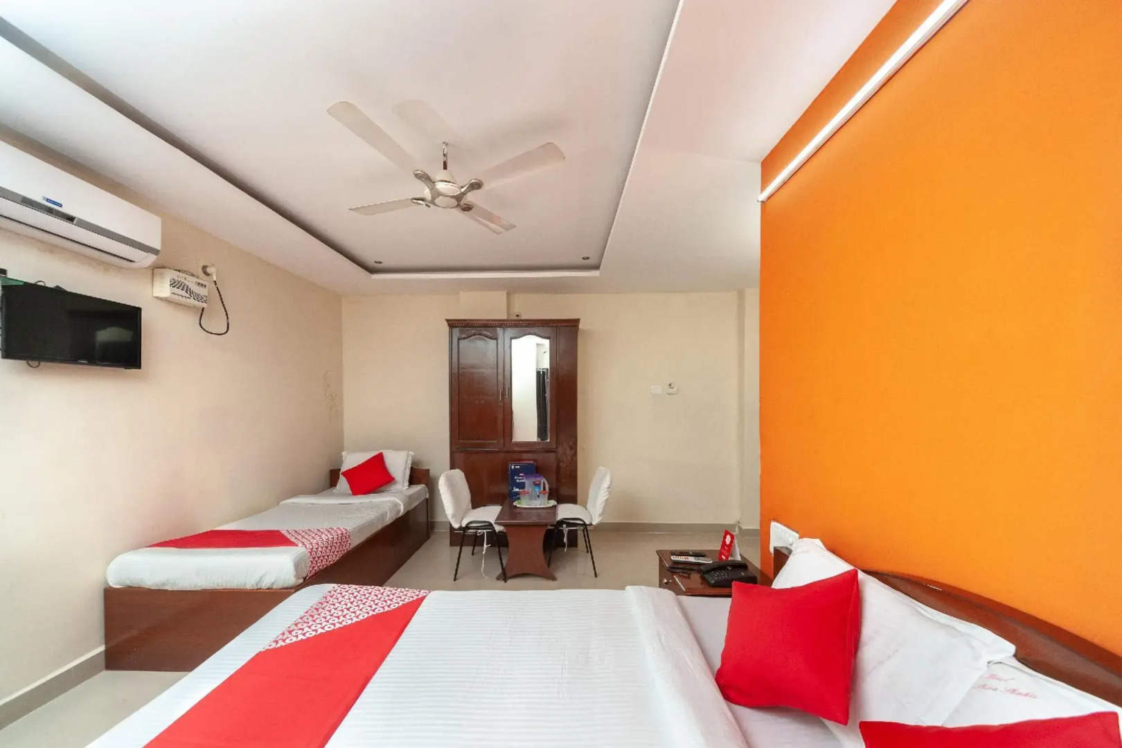 Hotel Sri Shiva Shakti