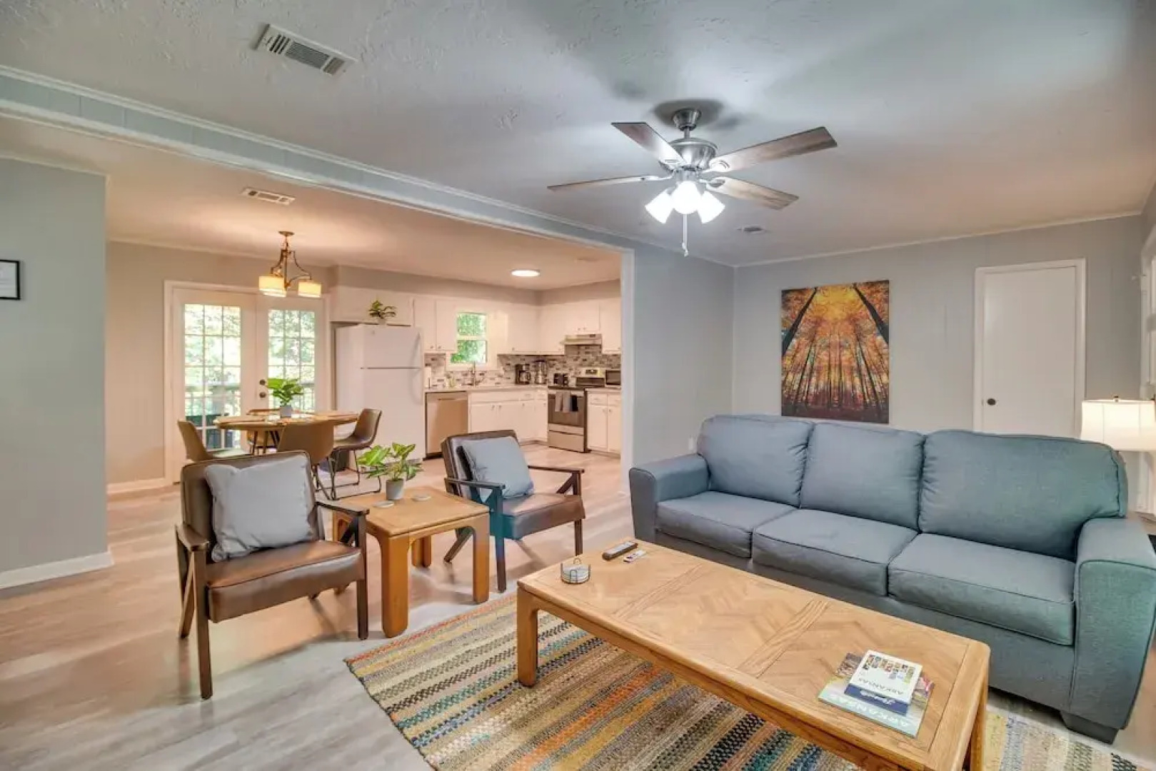 Bella Vista Vacation Rental Near Lake Access!