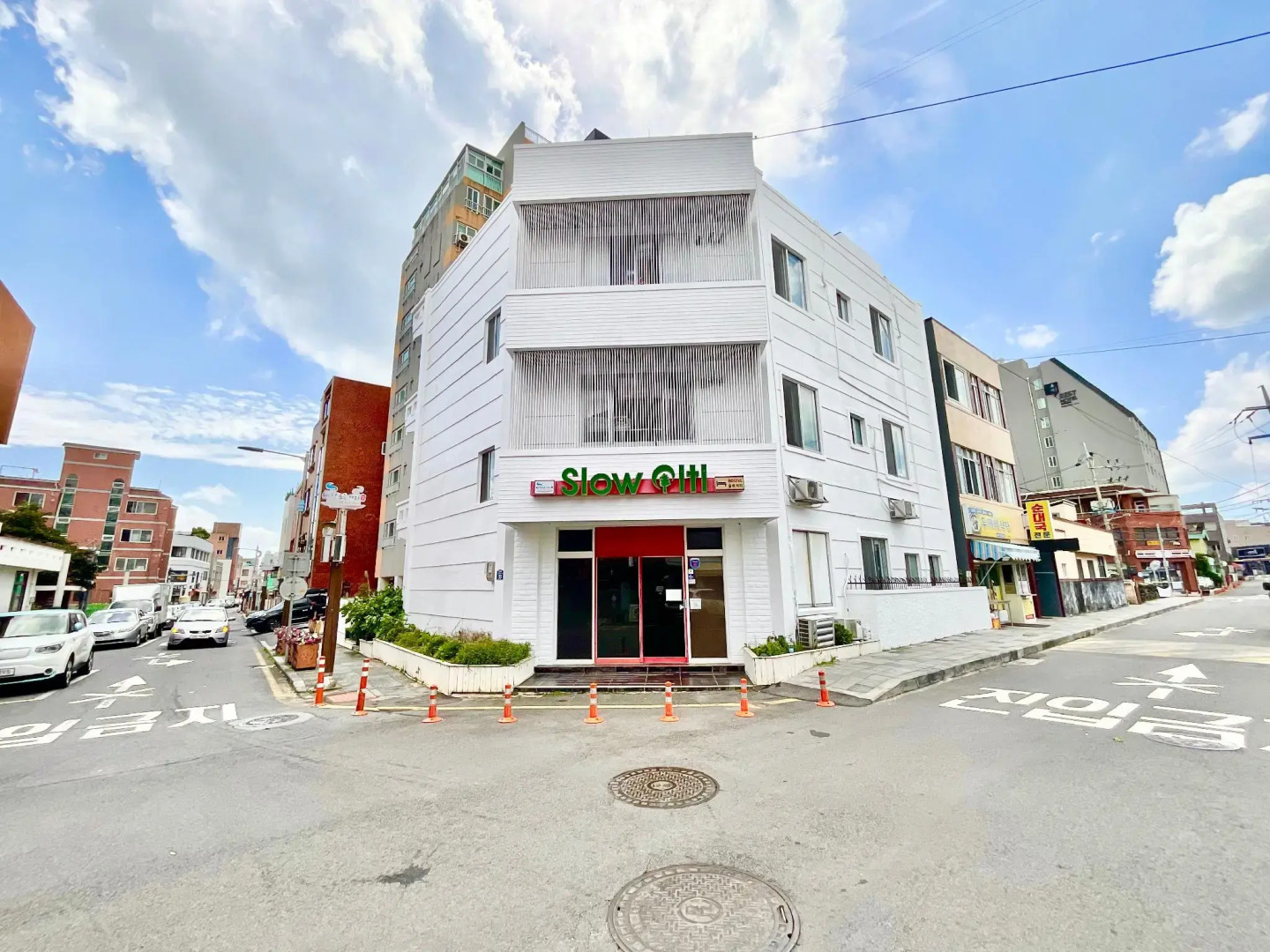 Slow Citi Guesthouse - Hostel