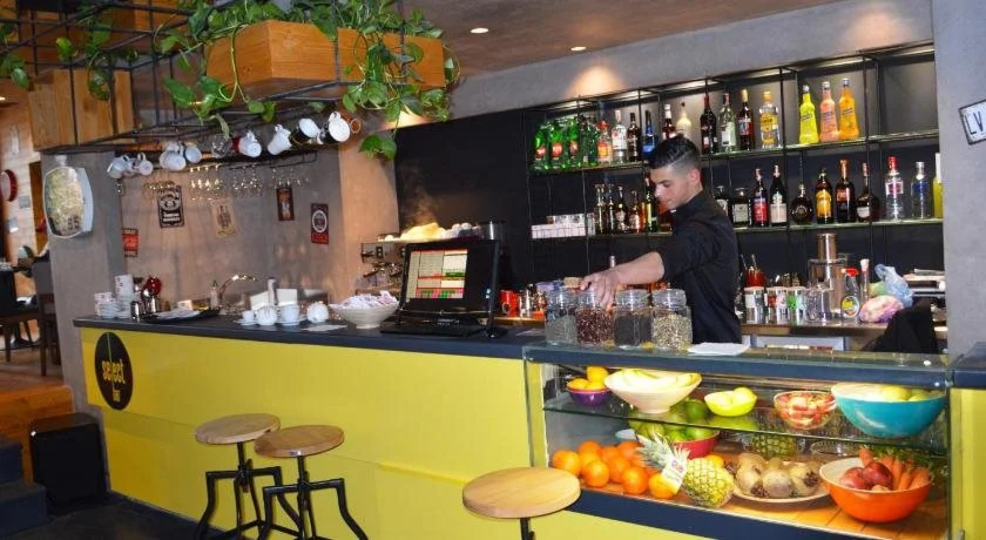 Select City Center Hotel