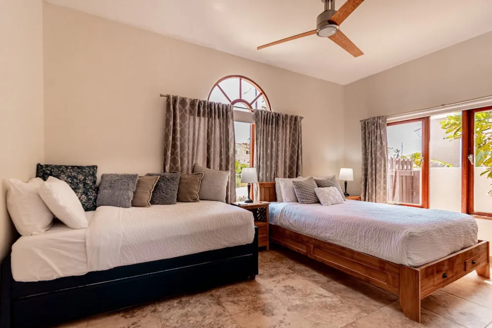 New! Ocean View With Rooftop Terrace in Malmok!