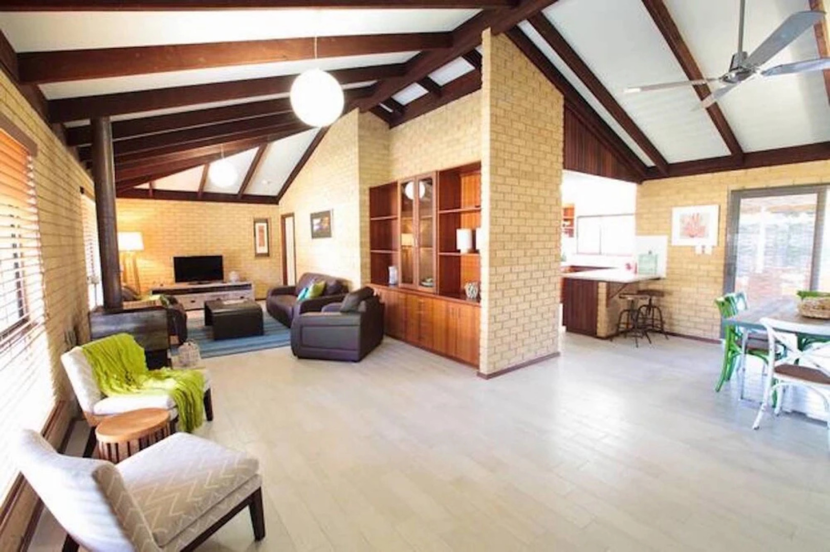 Crystal Shores,Pet Friendly, Beach, Family