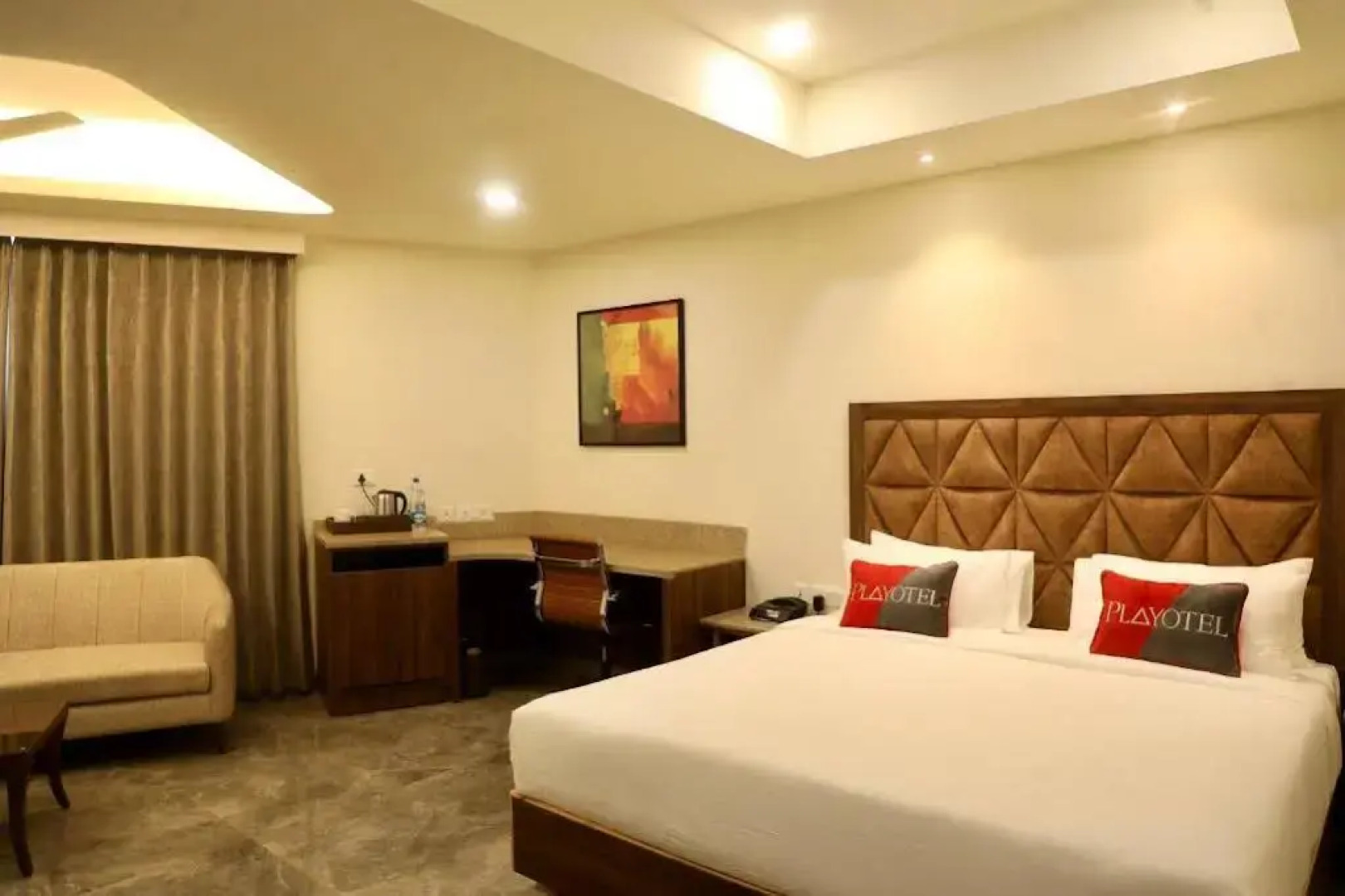 Playotel Premier Guna