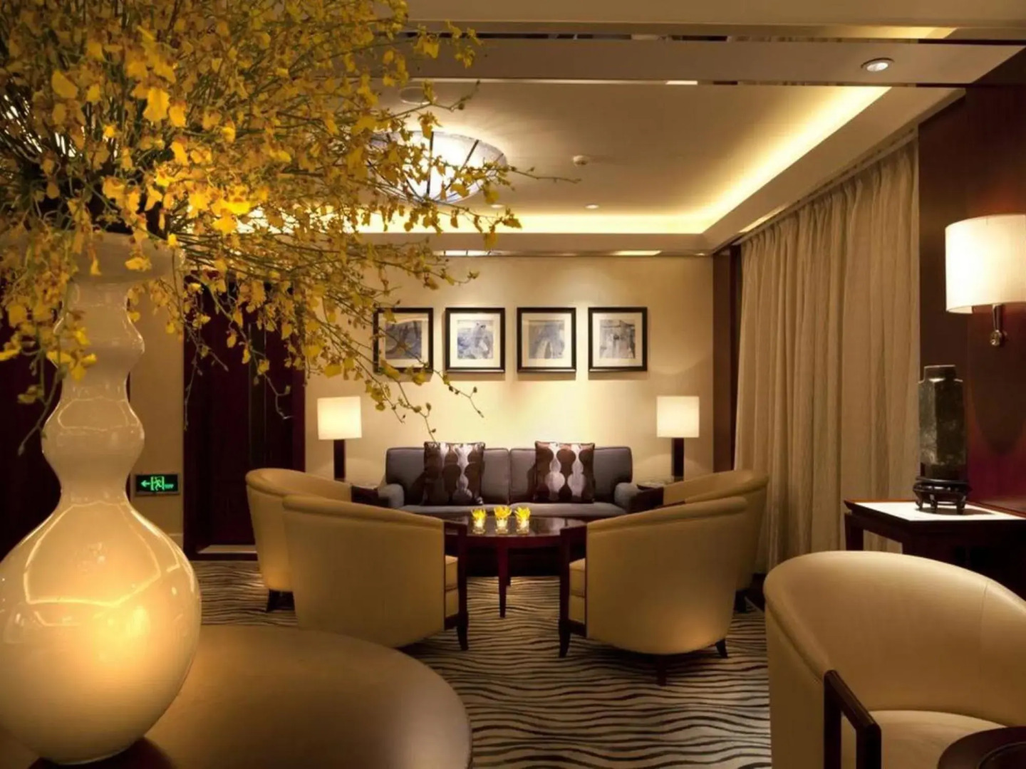 The Dragon Hotel Hangzhou