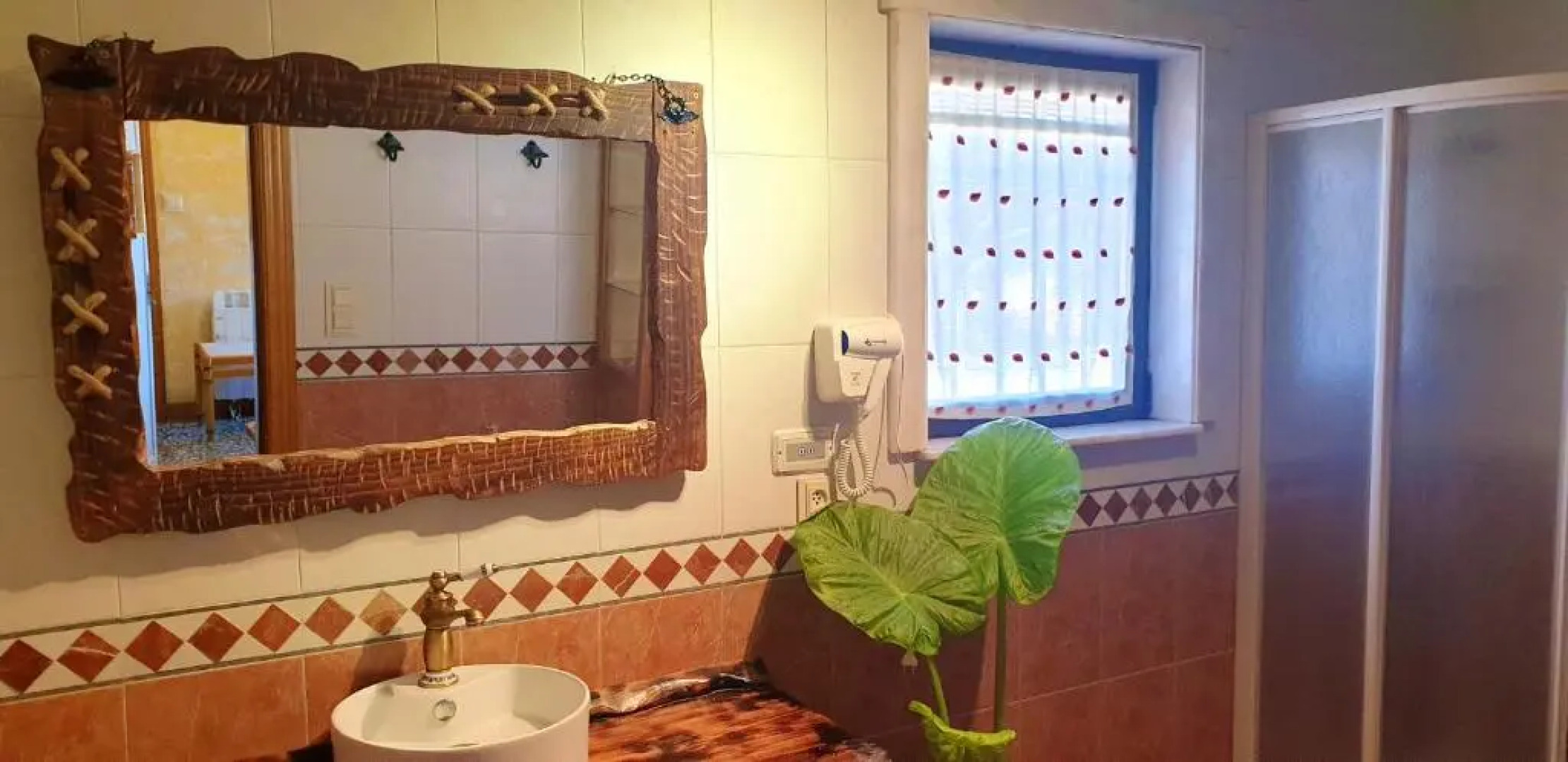 6 bedrooms villa with private pool enclosed garden and wifi at La Puebla de Castro