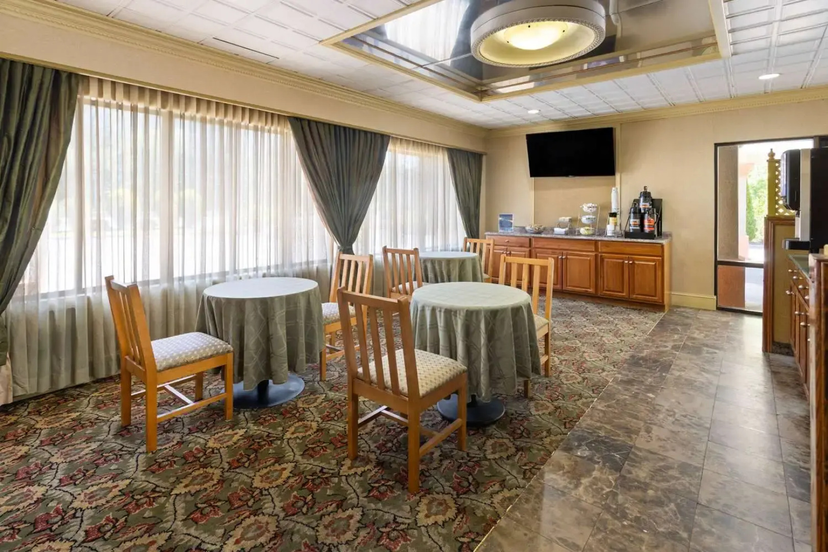 Inn At Atlantic City Hotel & Banquet