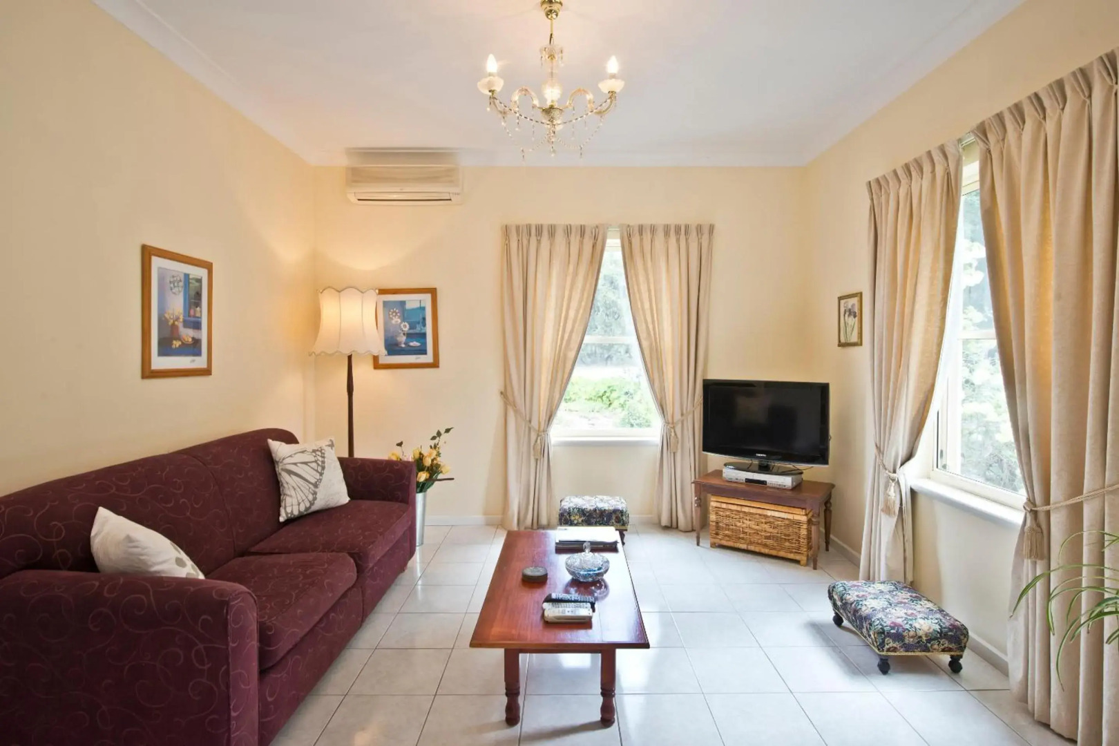 Encounter Hideaway Cottages