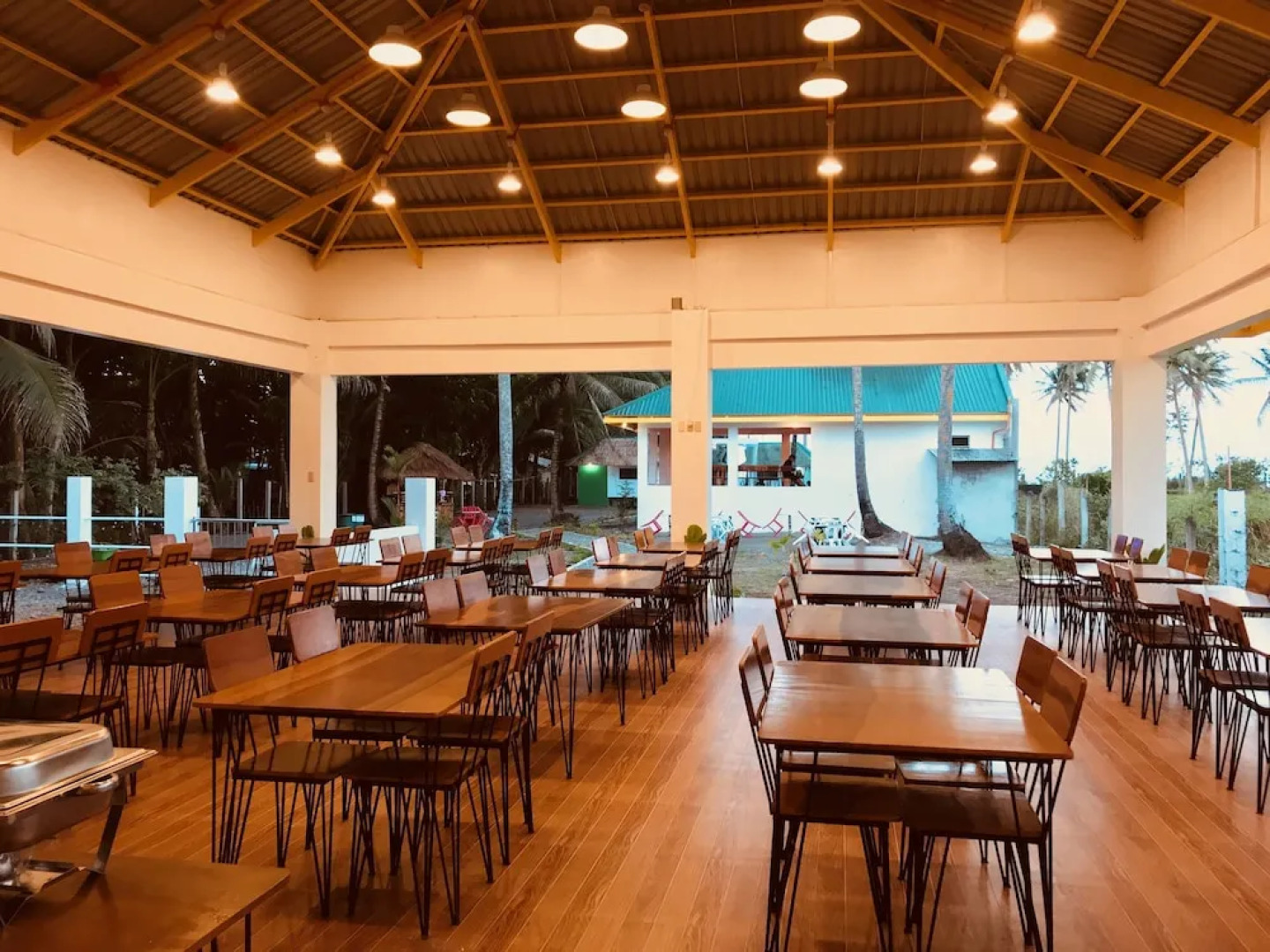 Golden Vine Beach Resort