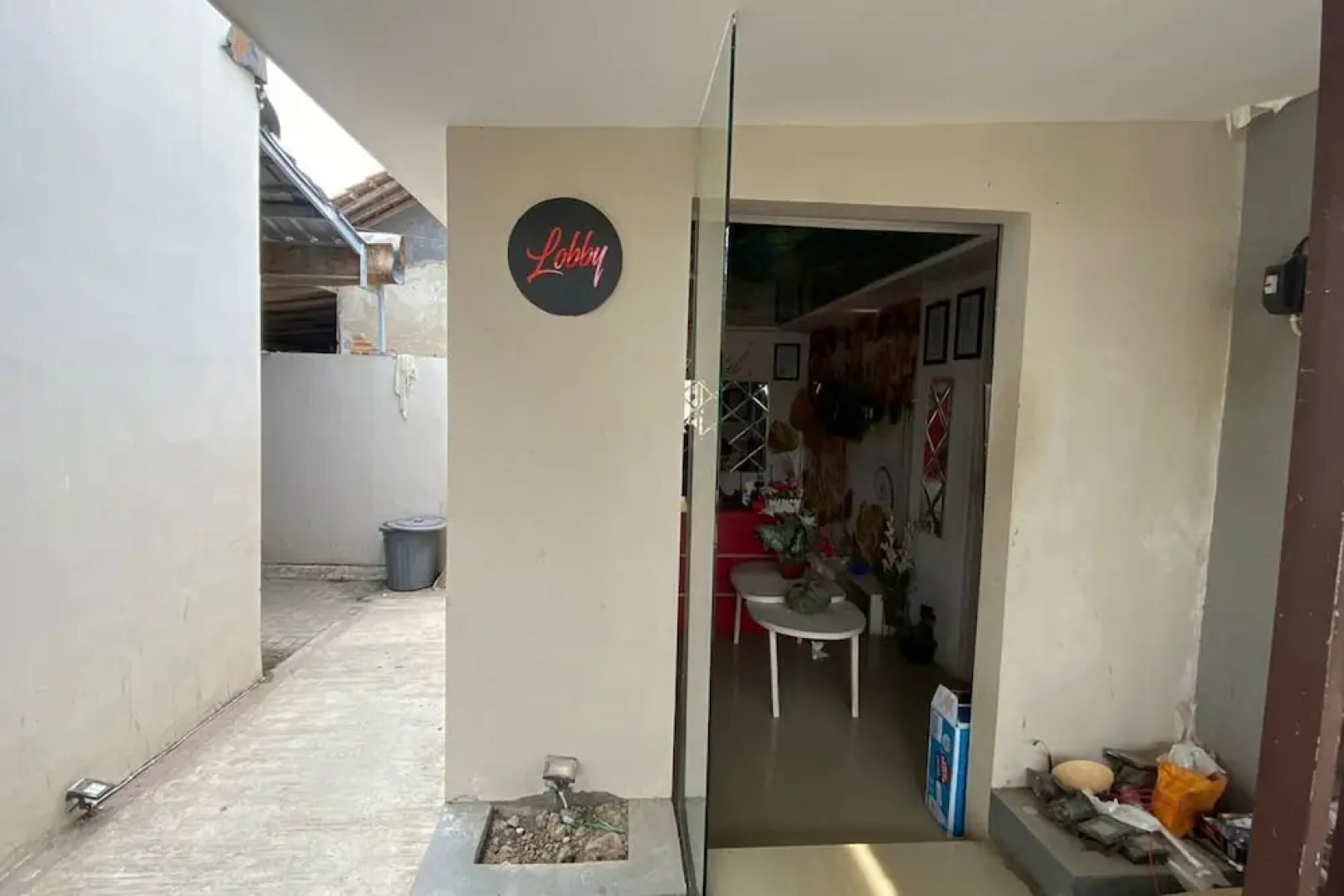 Capital O 93450 Hotel D'lala