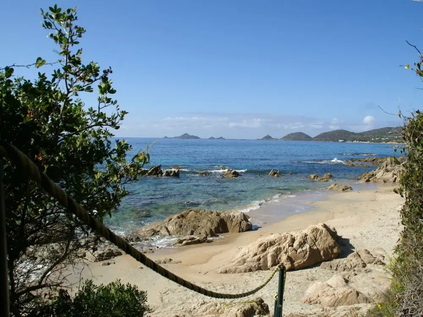 Spacious Villa in Albitreccia with Swimming Pool