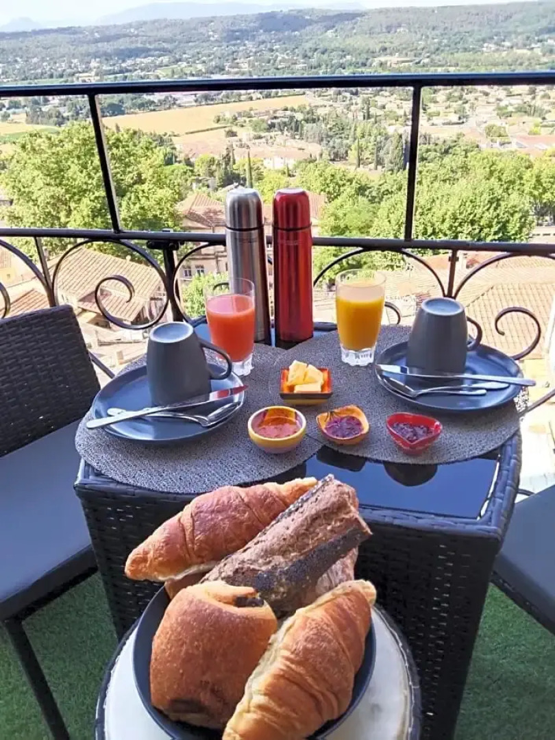 Lou Calado (Adults Only)