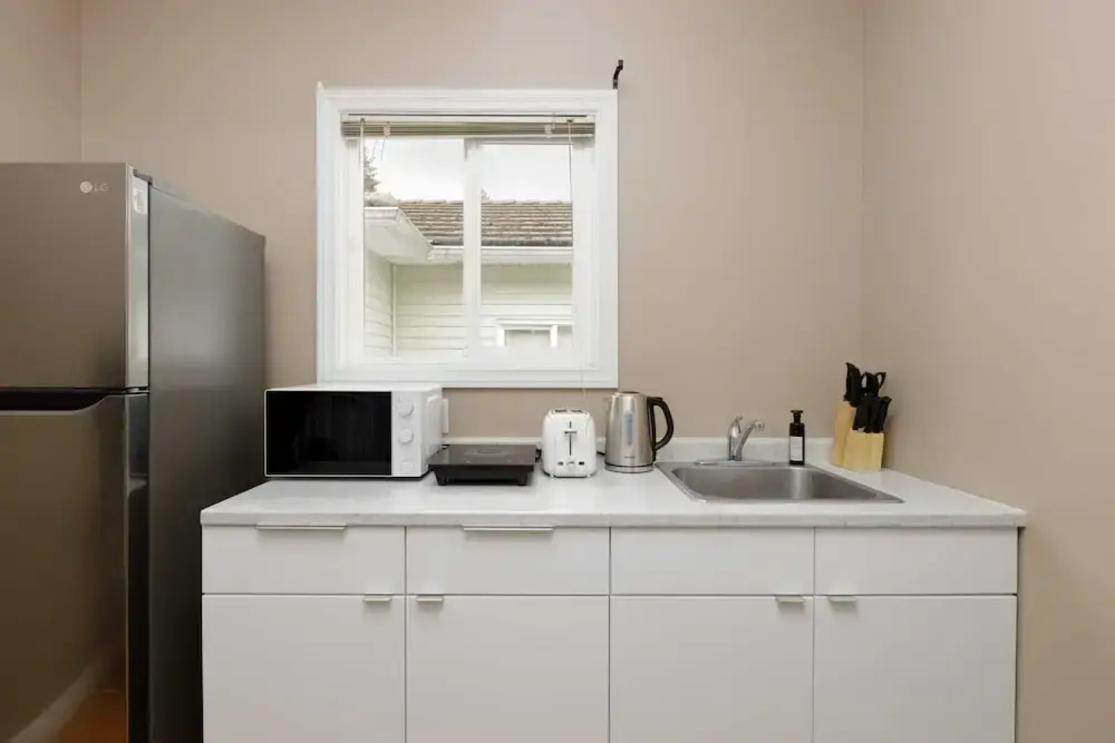 4665 Canadaway - Unit 4