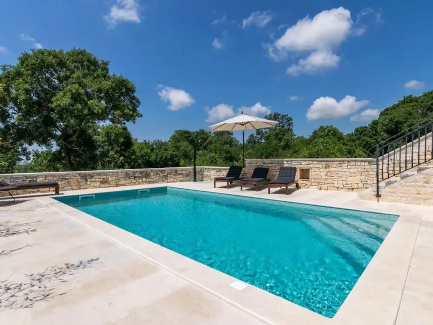 Villa Irma Comfortable Holiday Residence