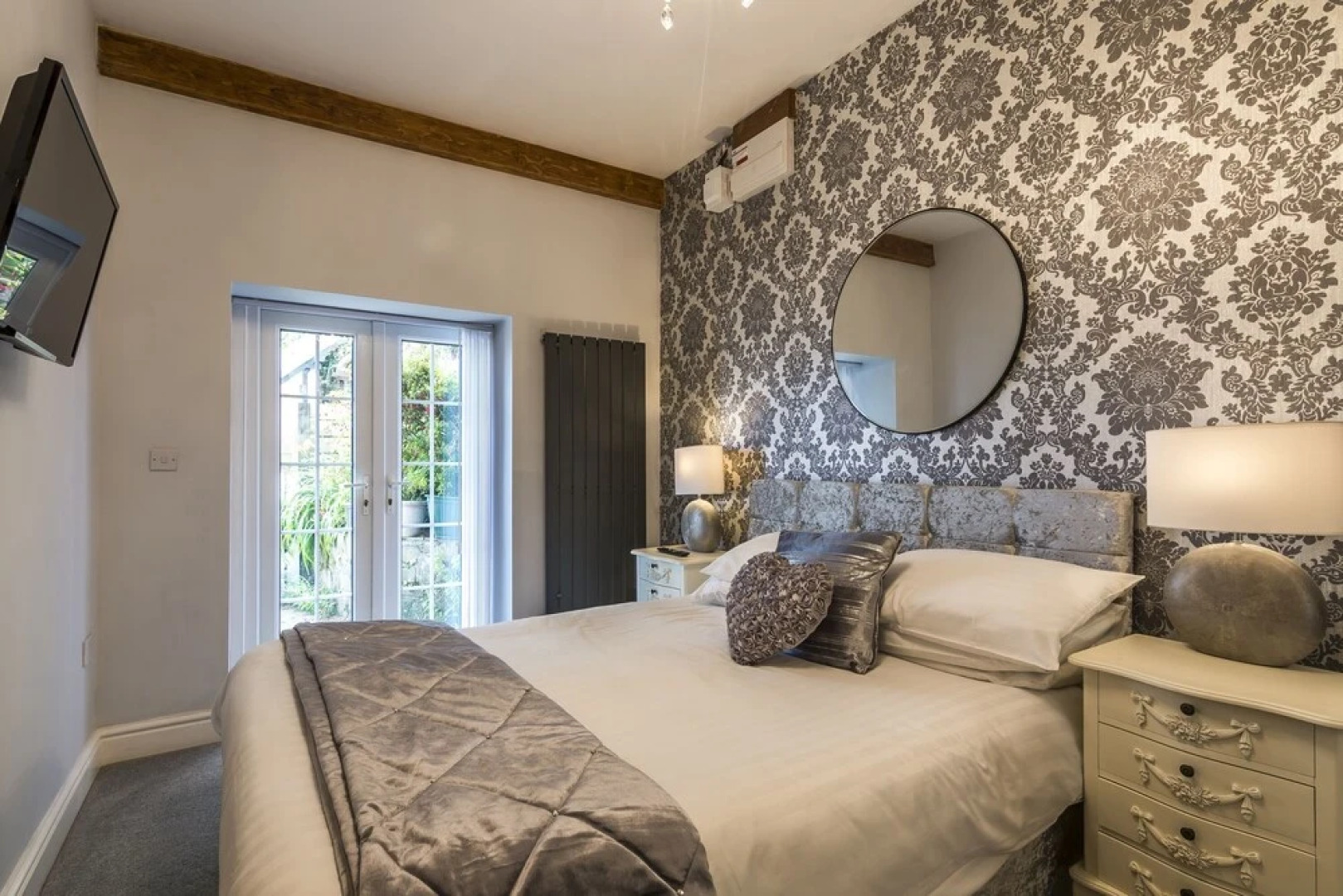 The Coach House- 3 Bedroom Holiday Home