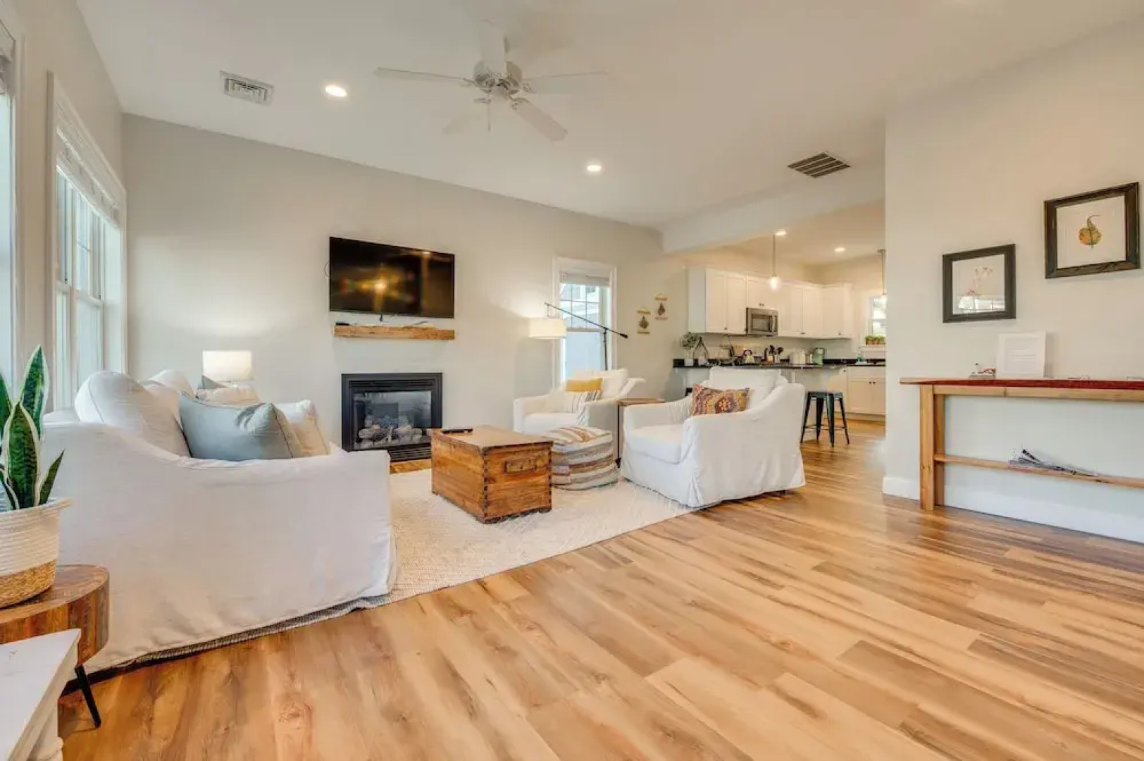 Stylish Arundel Cottage, 6 Mi to Dock Square!