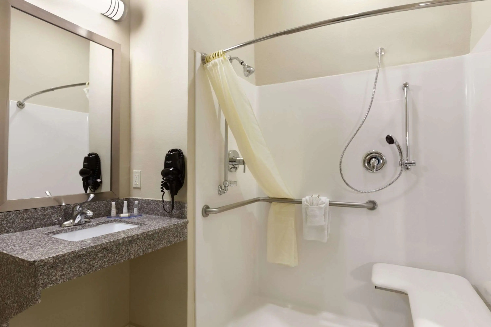 Baymont by Wyndham Victoria