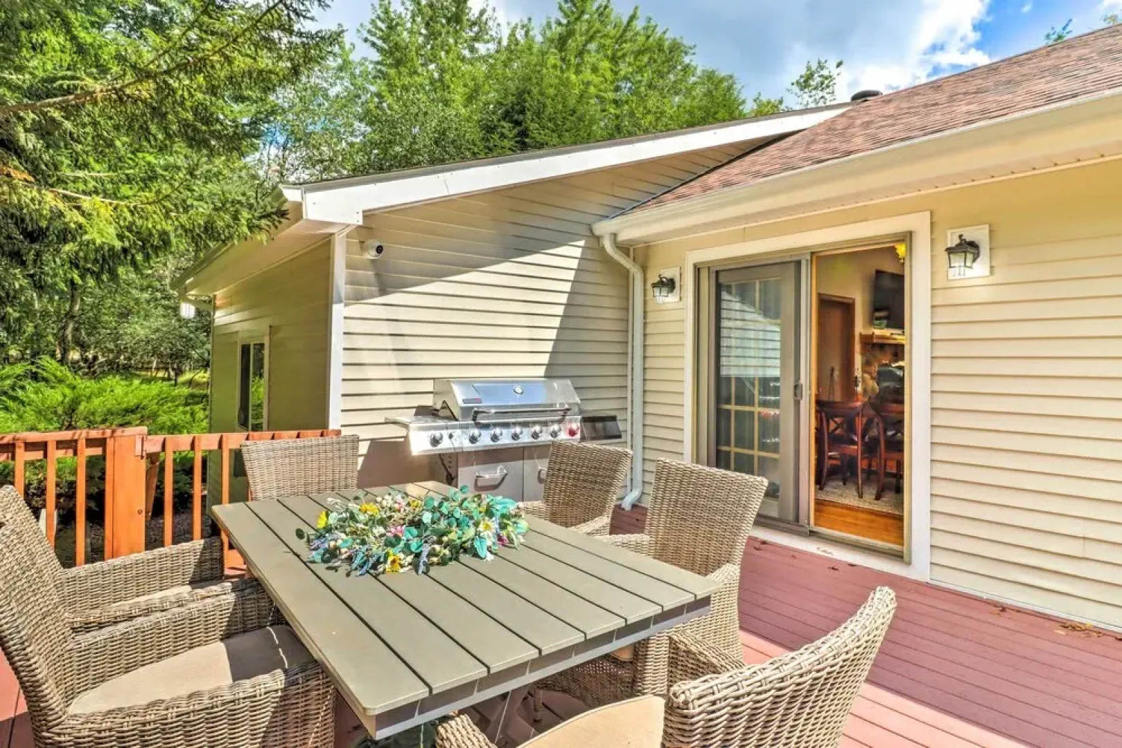 Walk to Wolf Run Lake: Cottage w/ Furnished Deck