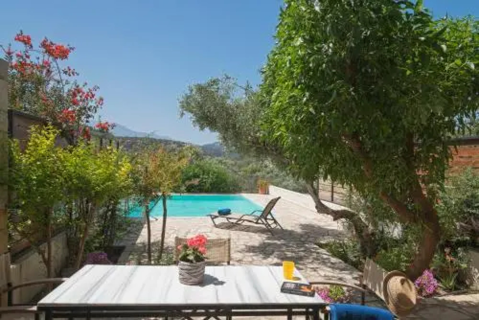 Istron Luxury Maisonettes