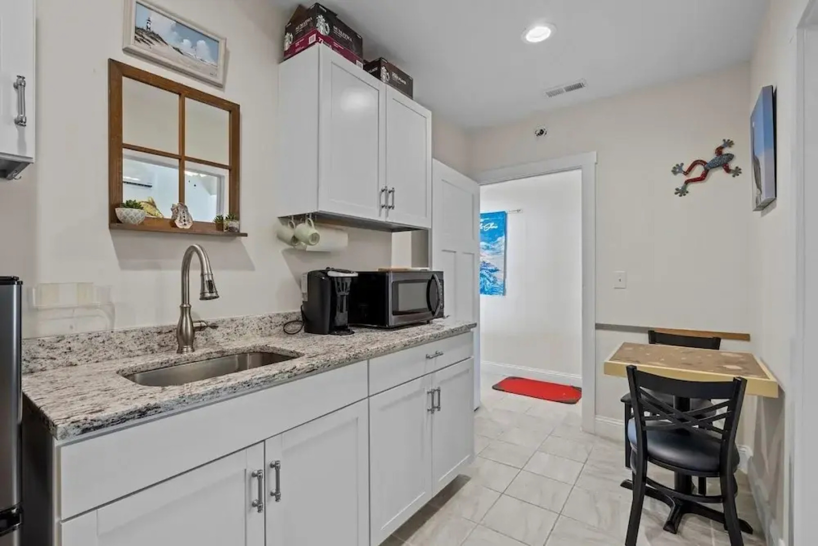 Mi Faro 1 Bedroom Duplex by RedAwning