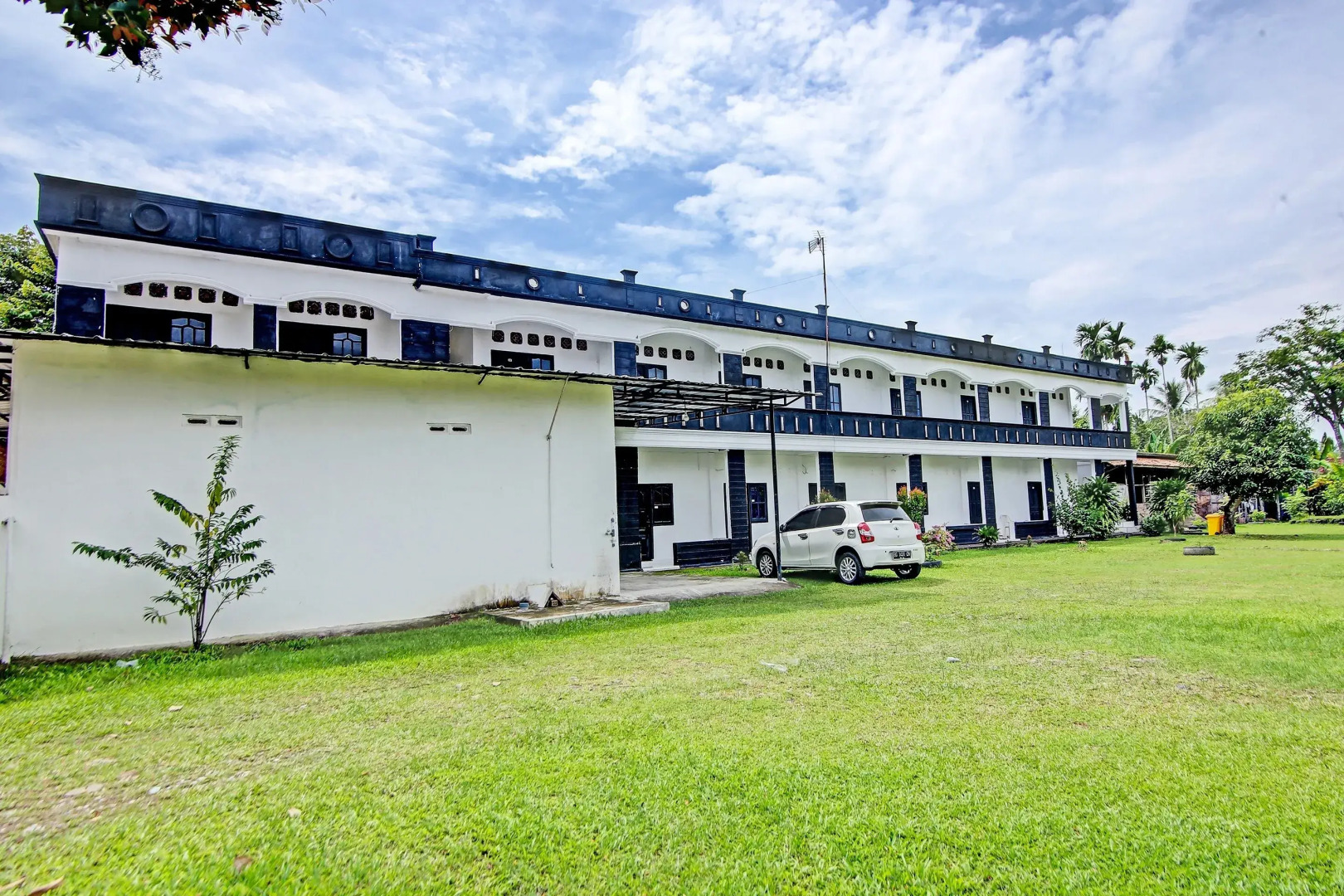 OYO 91127 Wisma Sukajadi Syariah