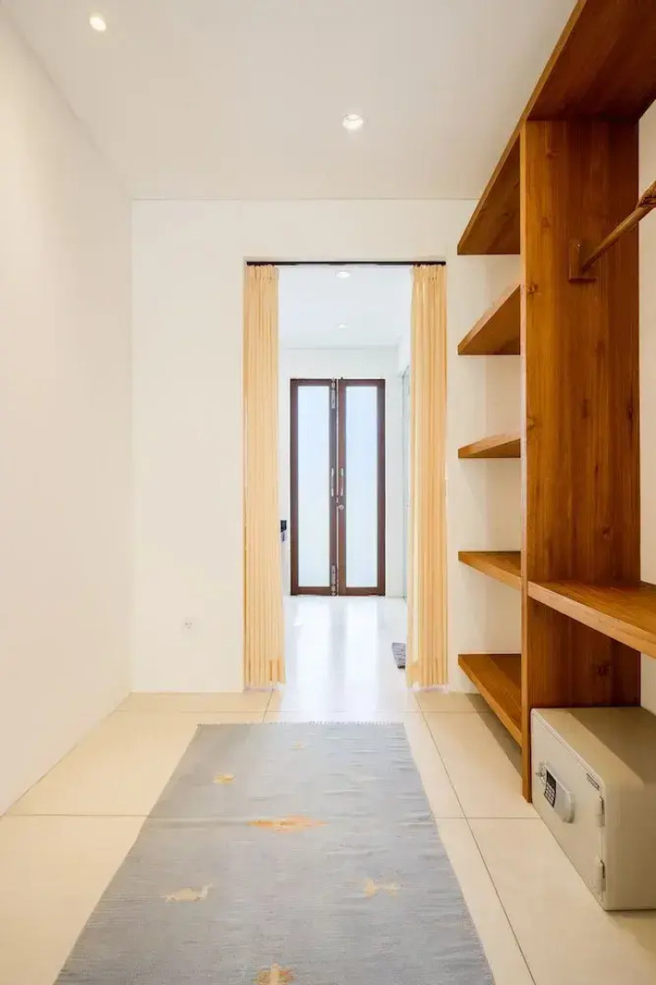 Beefy Dragon Villa by Betterplace