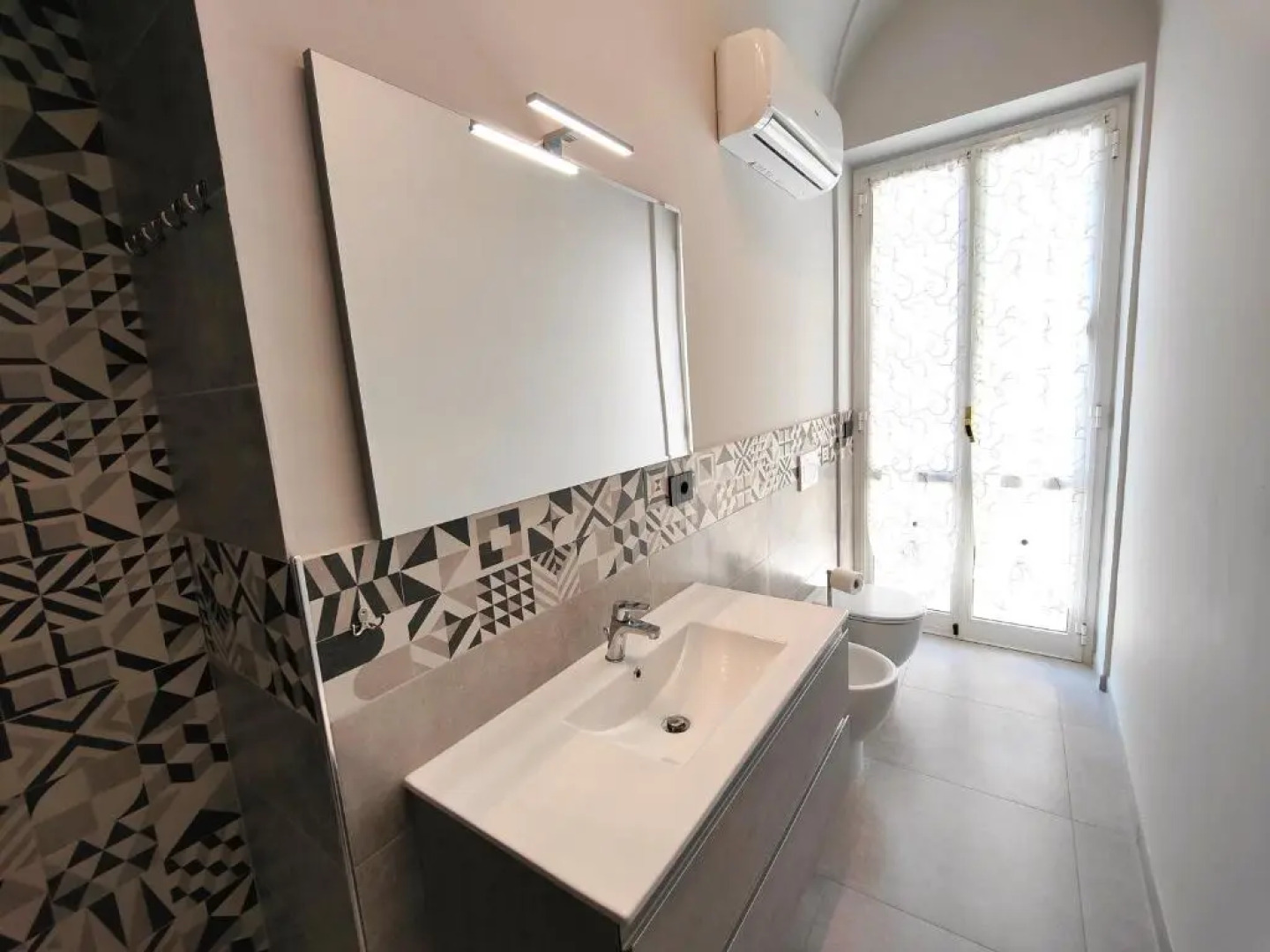 Hostdomus - Garibaldi Suite