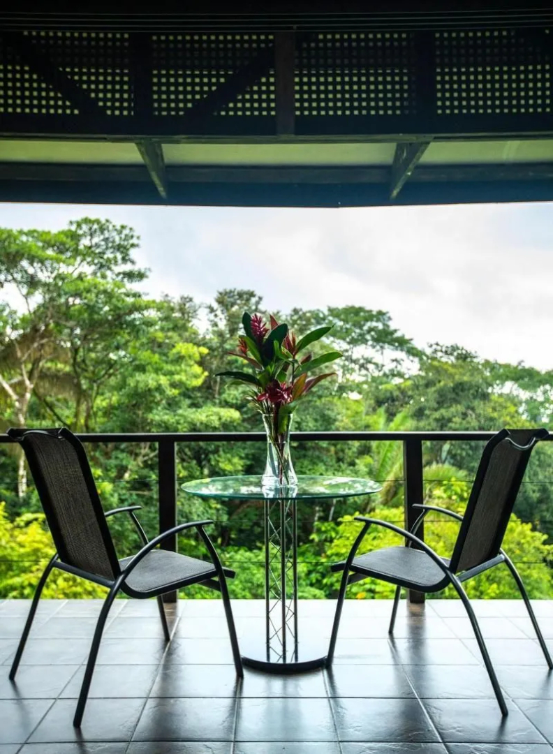 Tiki Villas Rainforest Lodge & Spa