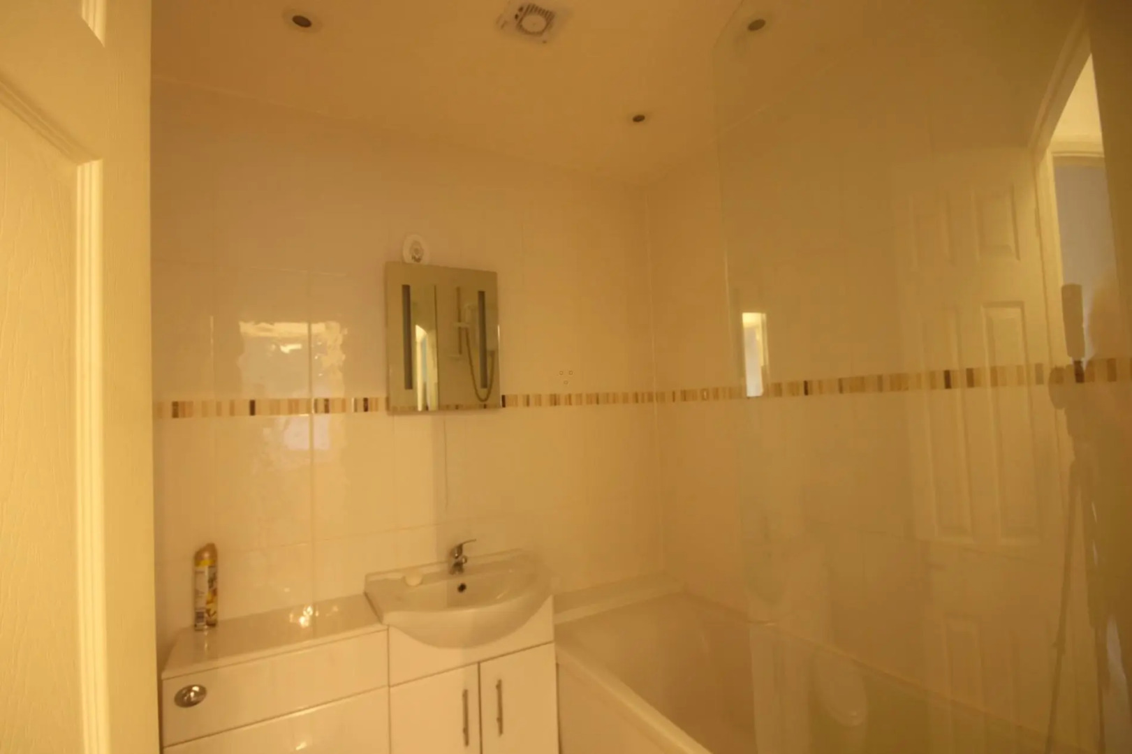 34H Medmerry Park 2 Bedroom Chalet Family Friendly