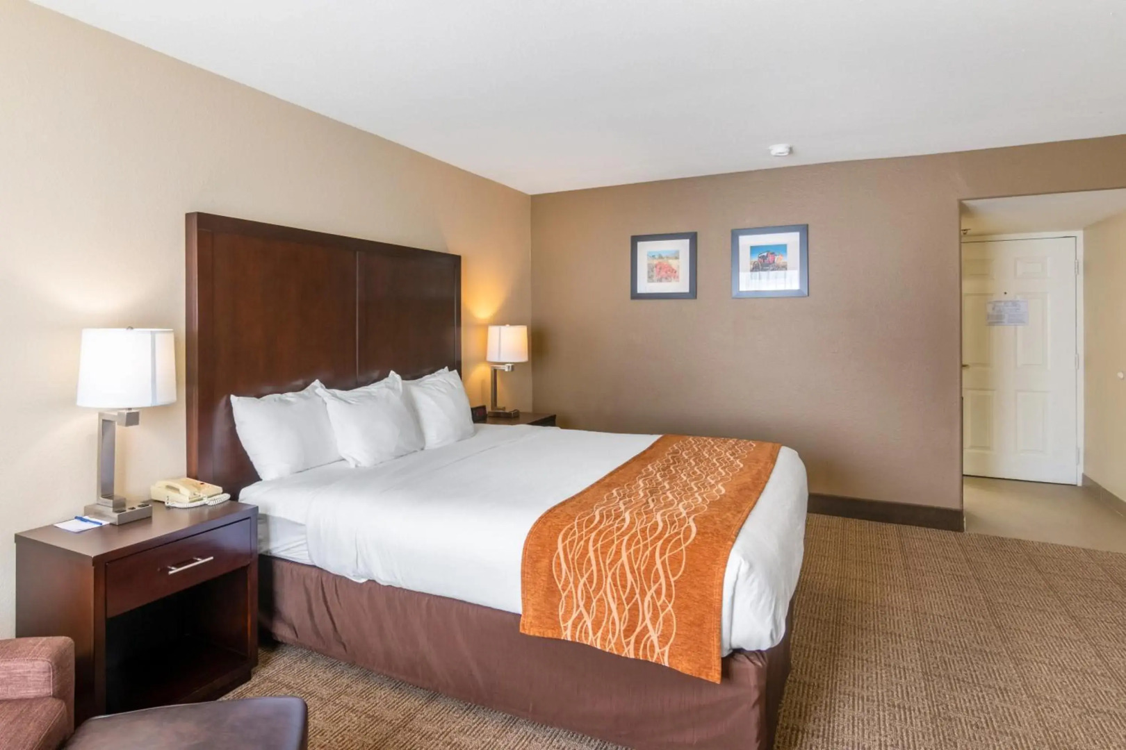 Comfort Inn & Suites