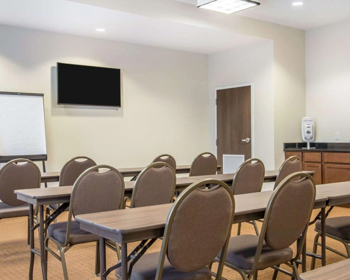 MainStay Suites Meridian - Bonita Lakes