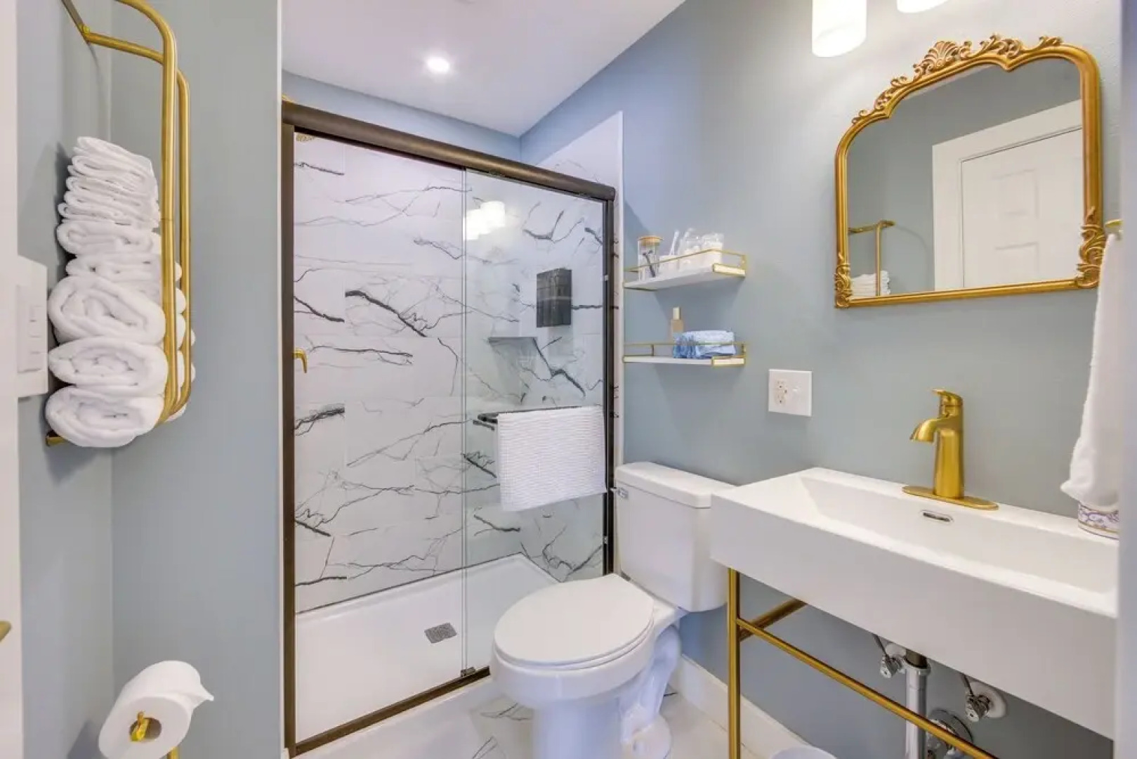 Half-mi to Dtwn: New Cottage in Jefferson!