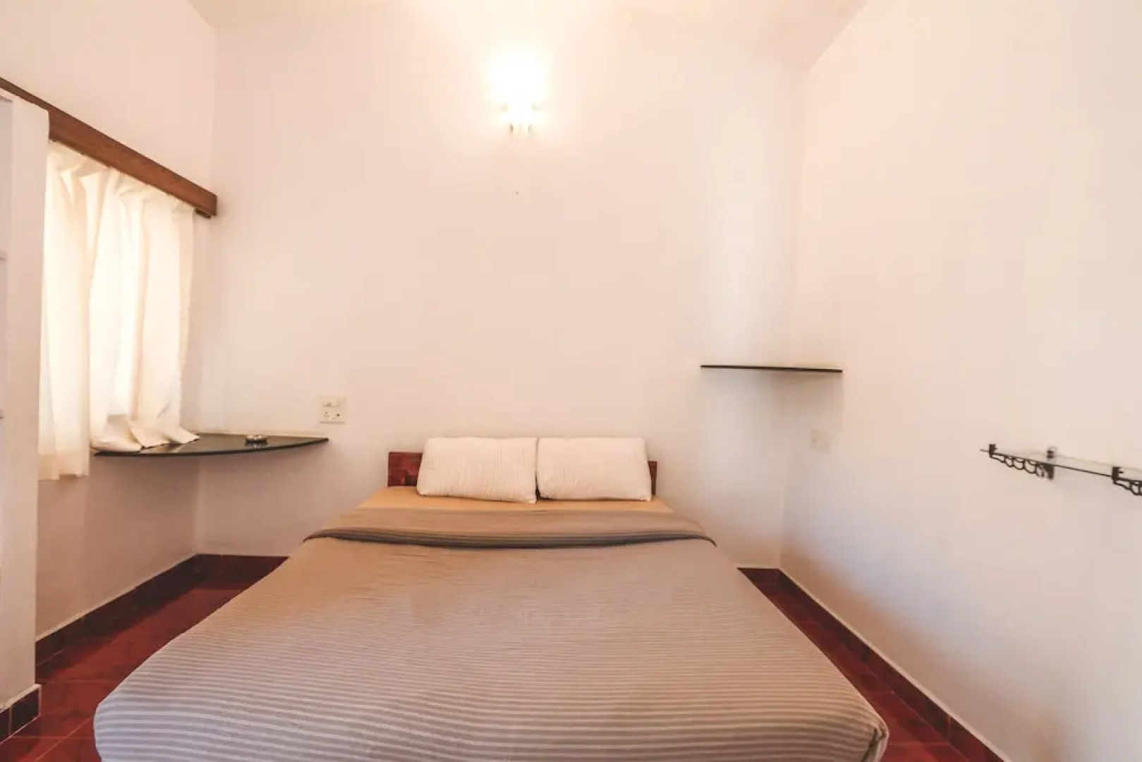 Piggy Hostel Vagator