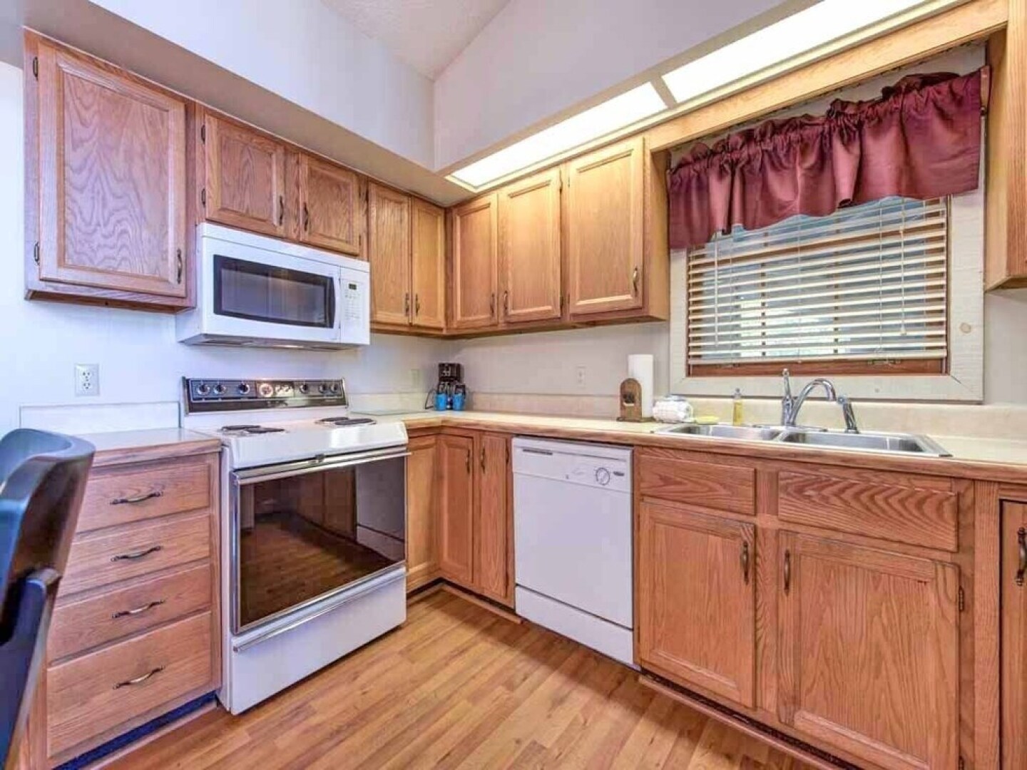 Woodshed 2 Bedroom Home with Mountain View