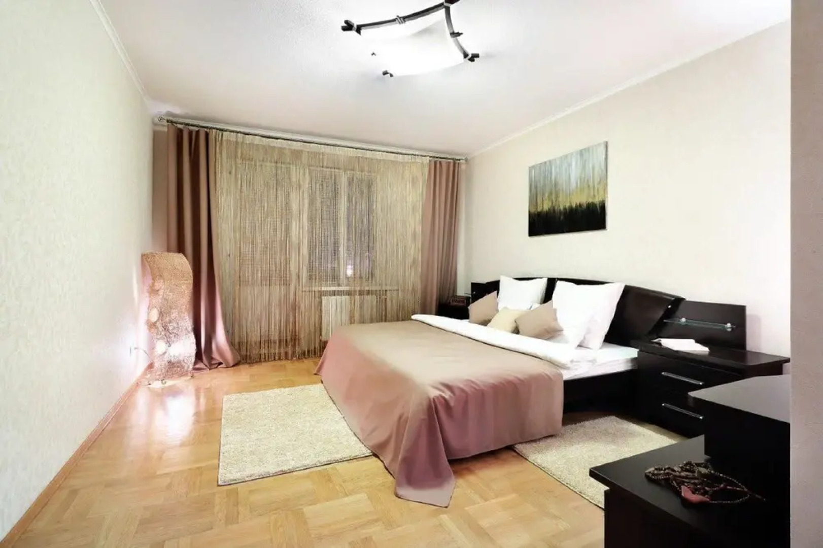 PaulMarie Apartments on Mira