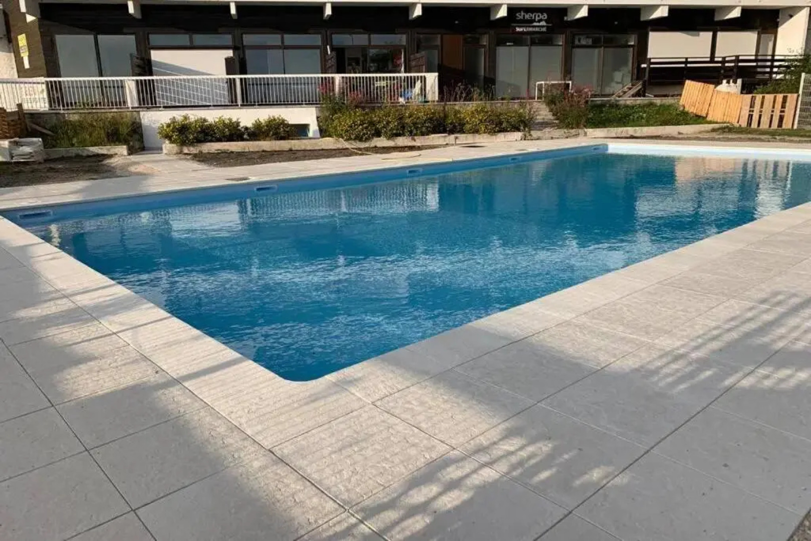 Bien d’exception aux pieds des pistes 1750 roche b