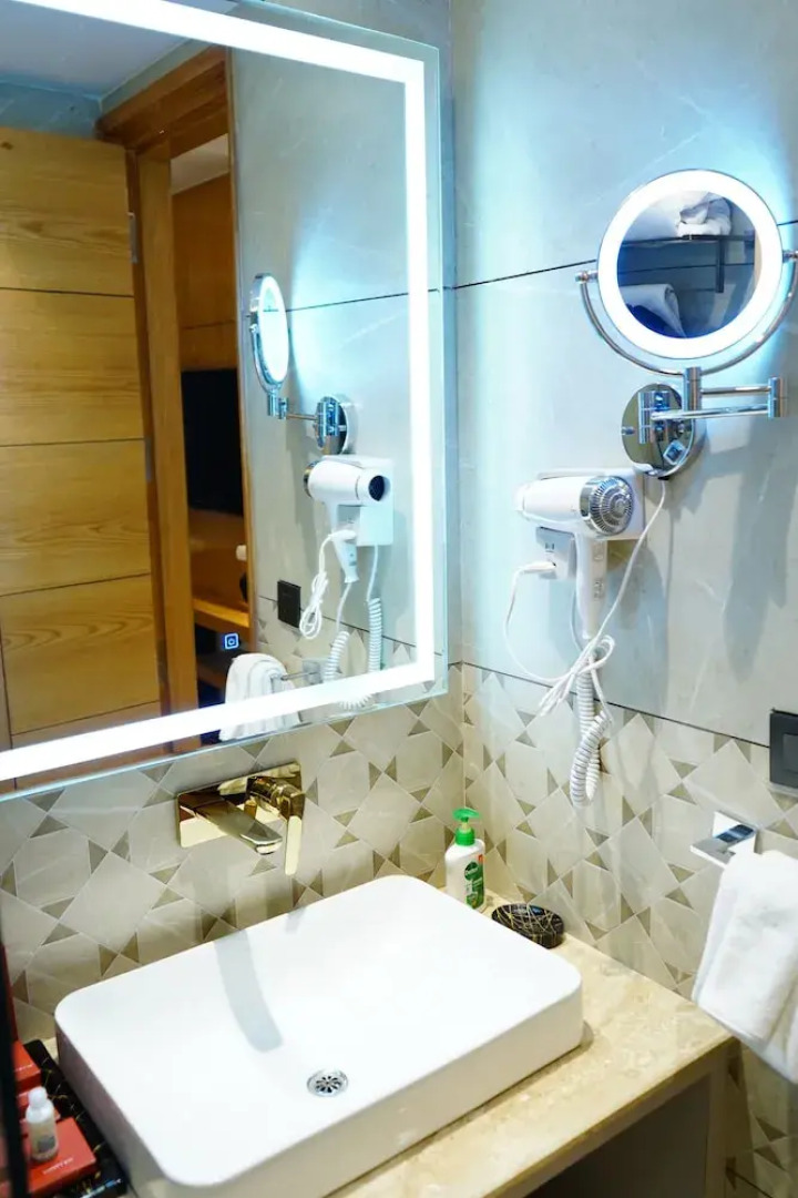 WelcomHeritage Natraj McLeod Ganj