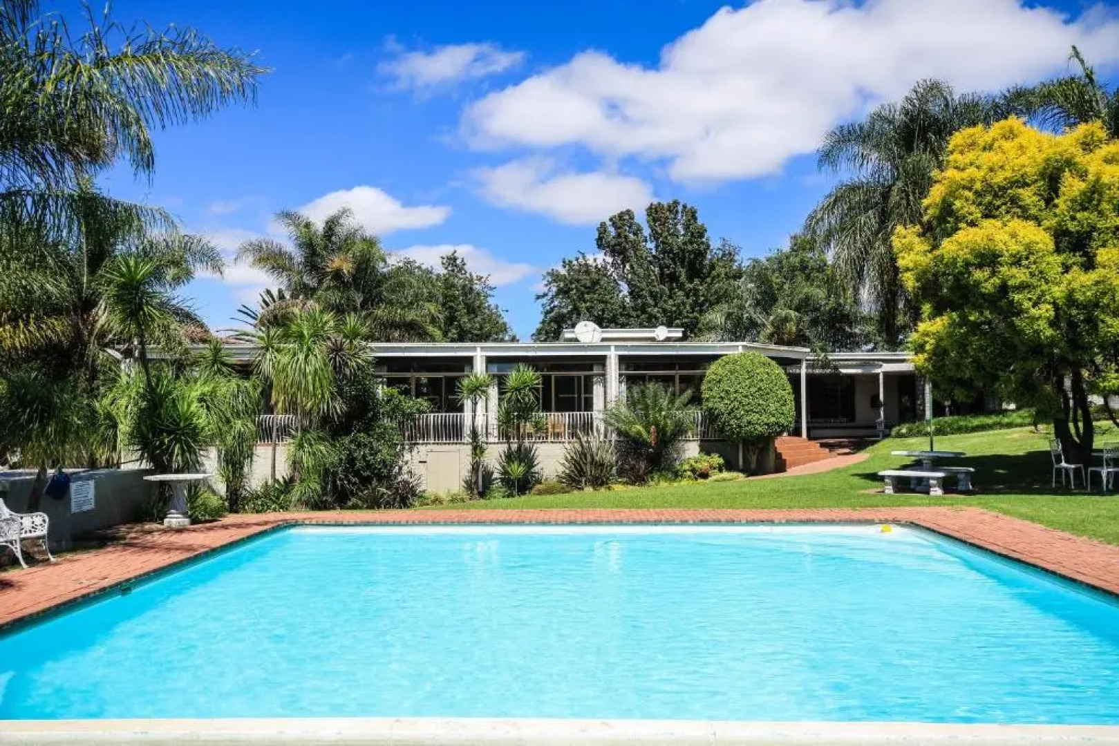 Newcastle Country Lodge