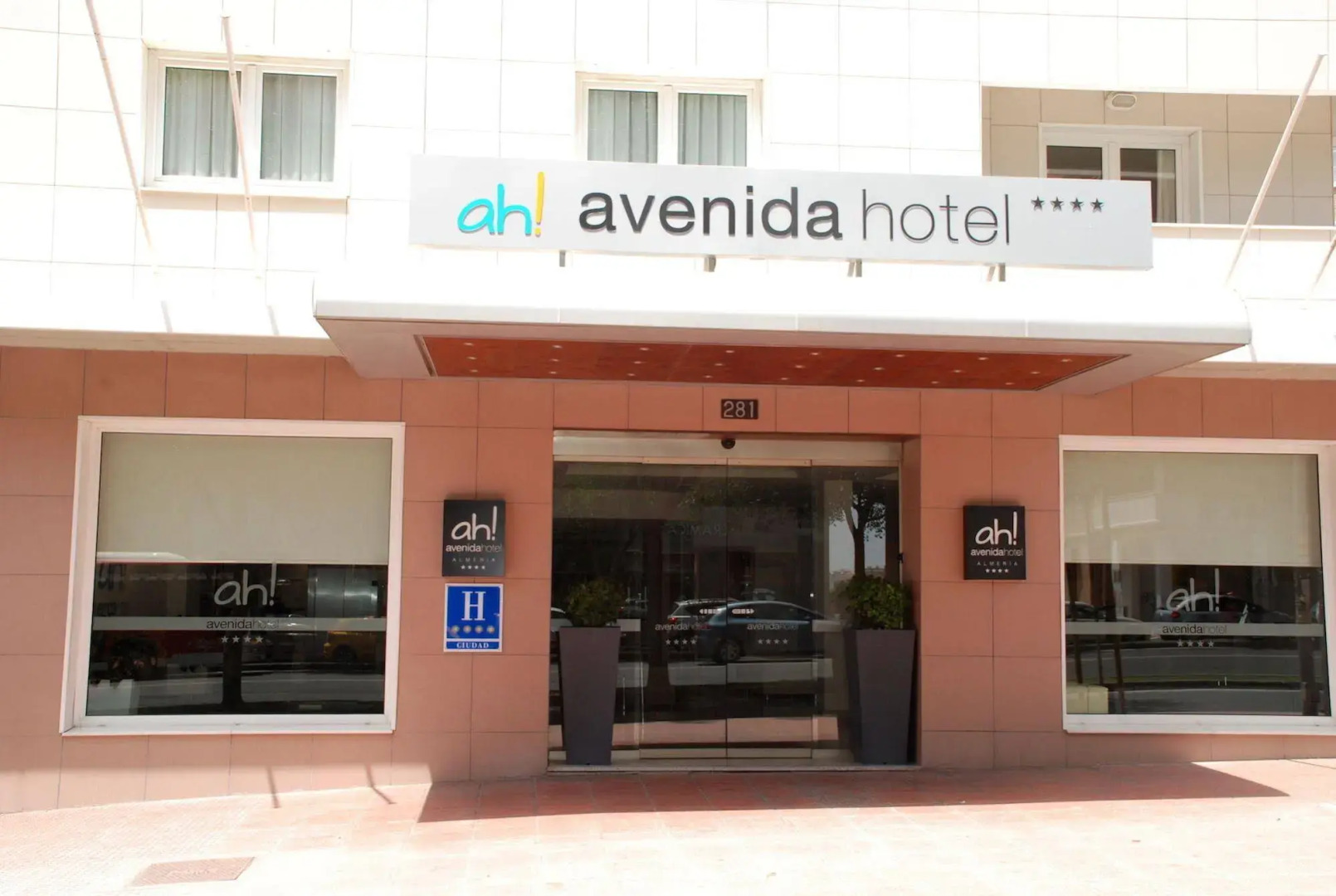 Avenida Hotel Almería
