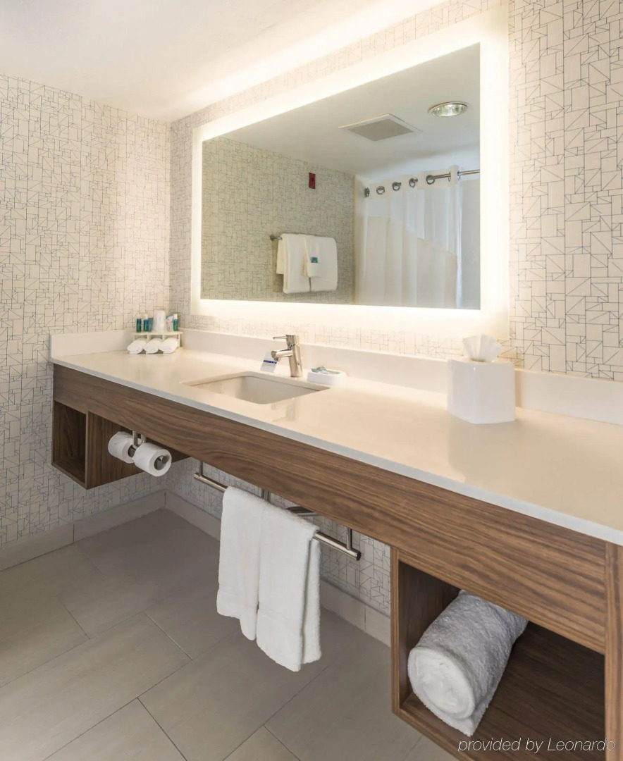 Holiday Inn Express Hotel & Suites Jacksonville - South by IHG