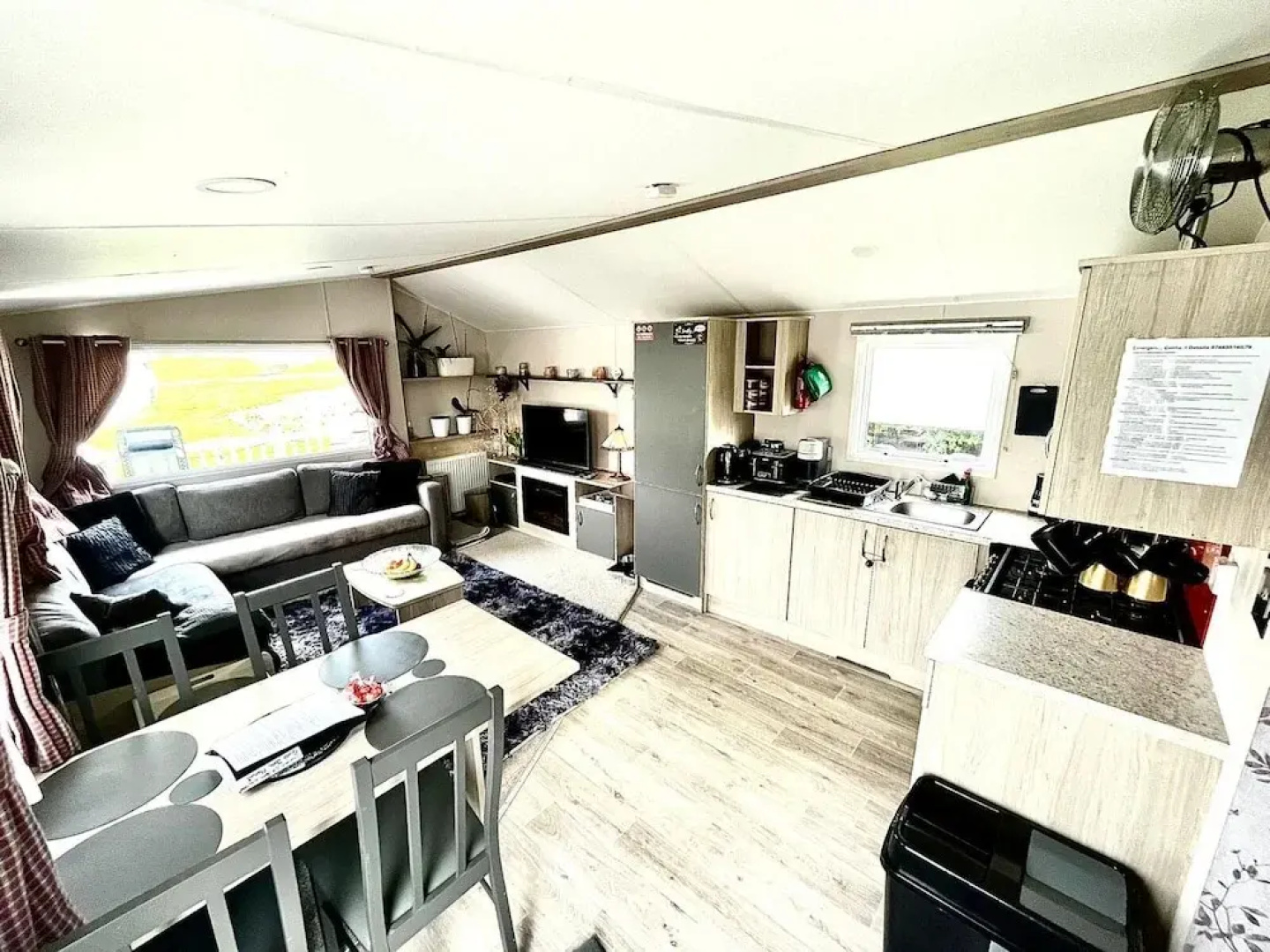 Cozy Newquay Lodge With Private Hot Tub,