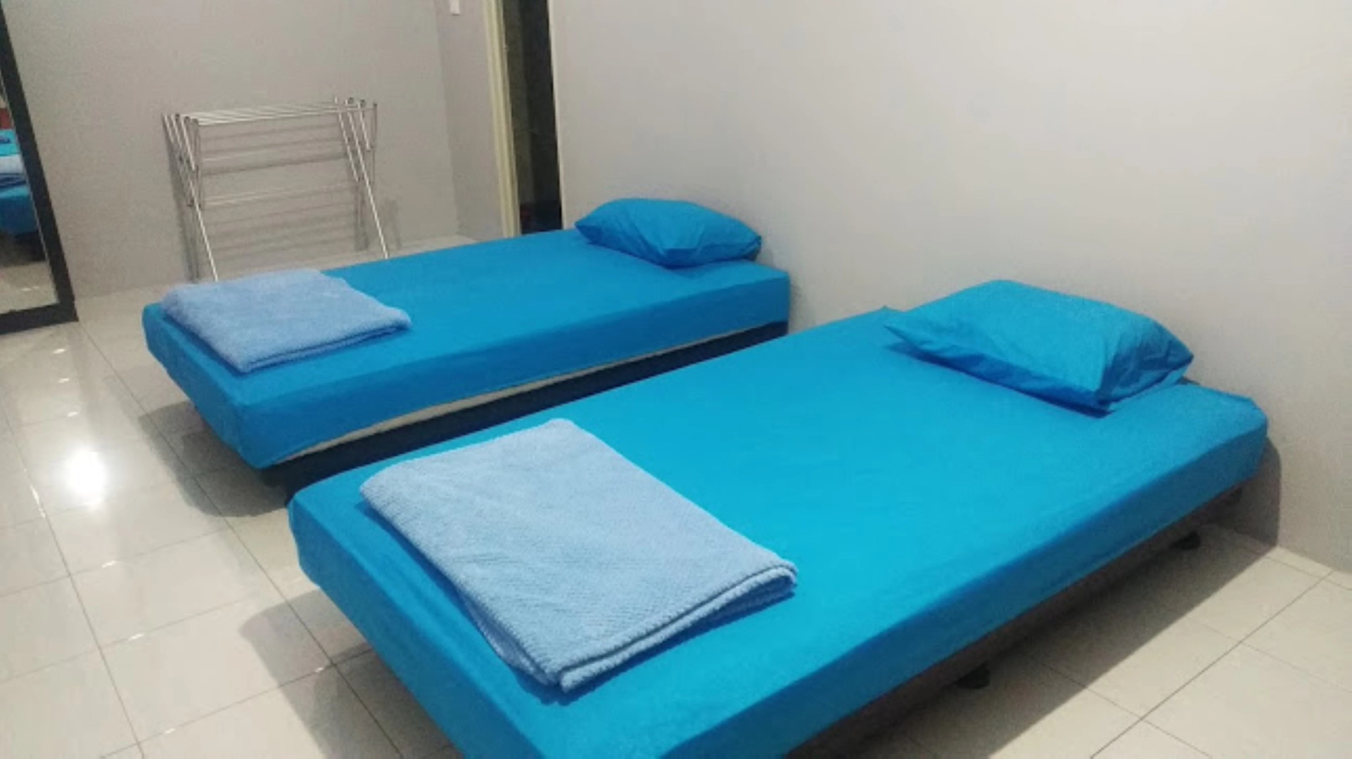 Nabila Syar i Guesthouse by ZUZU