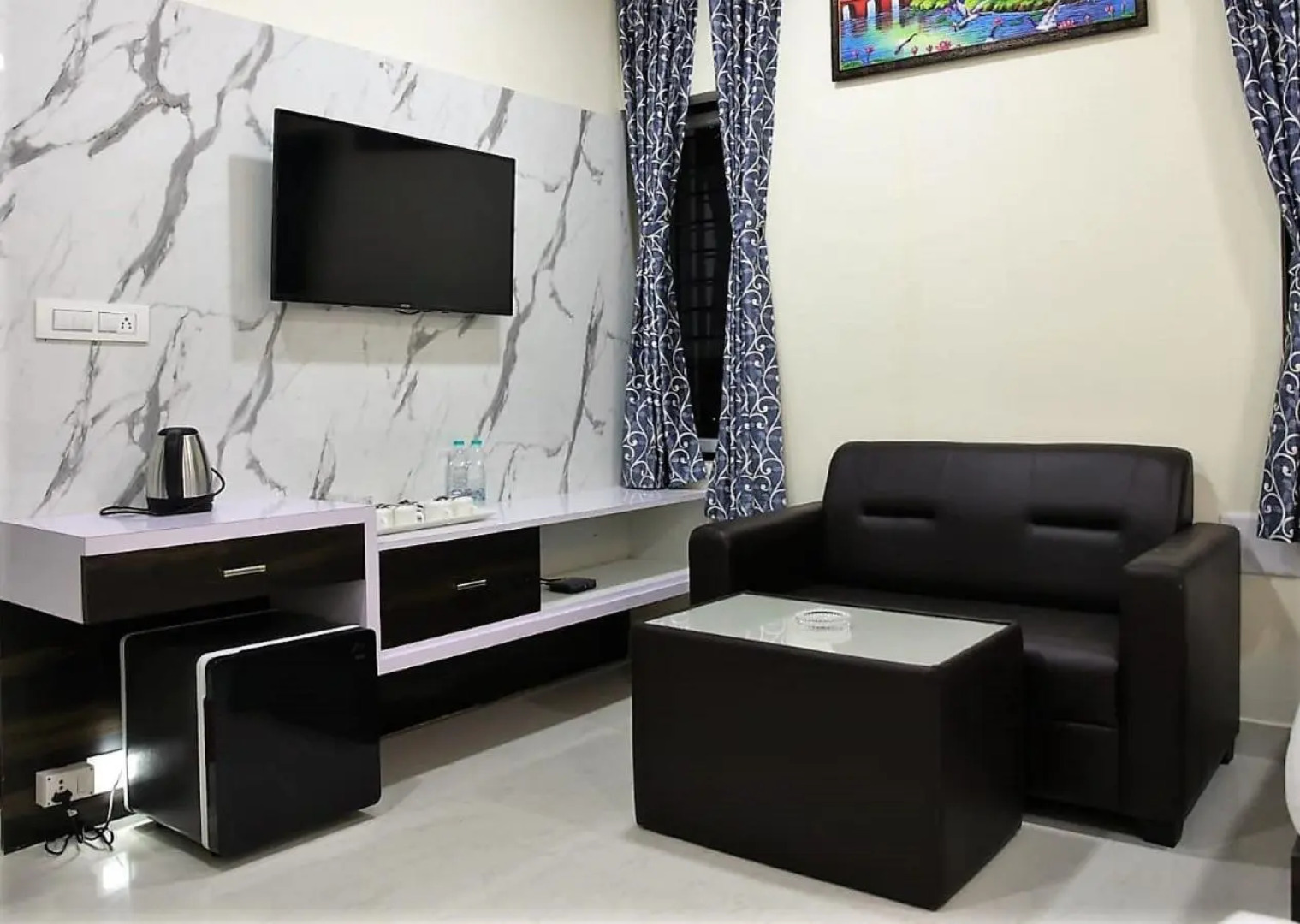 Sunshine International Boarding & Lodging