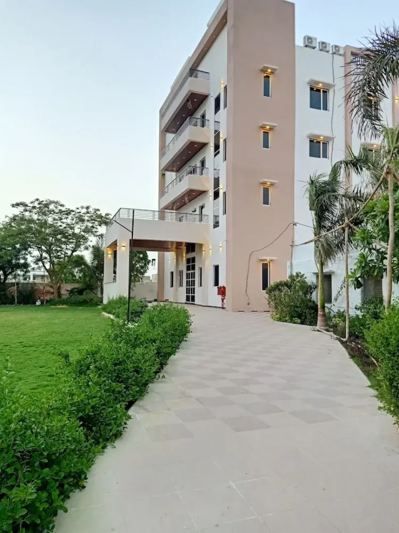 Sun Stone Hotel & Club