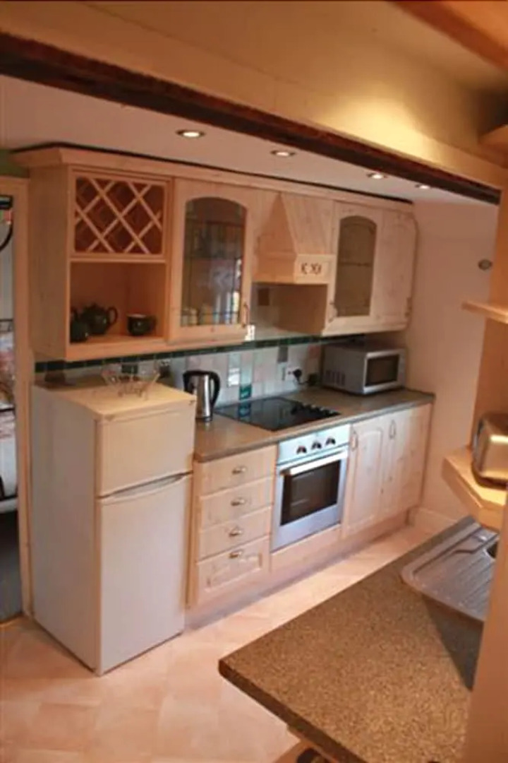 Robertsbridge Retreat Upper Apartment