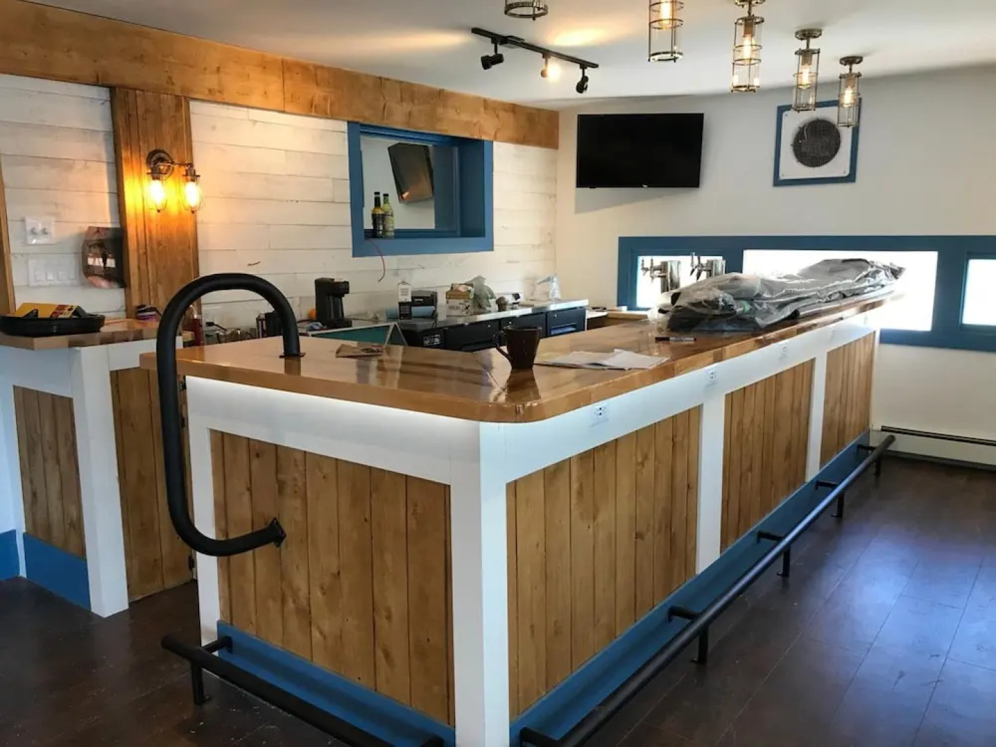 The Tuna Blue Inn and Restaurant