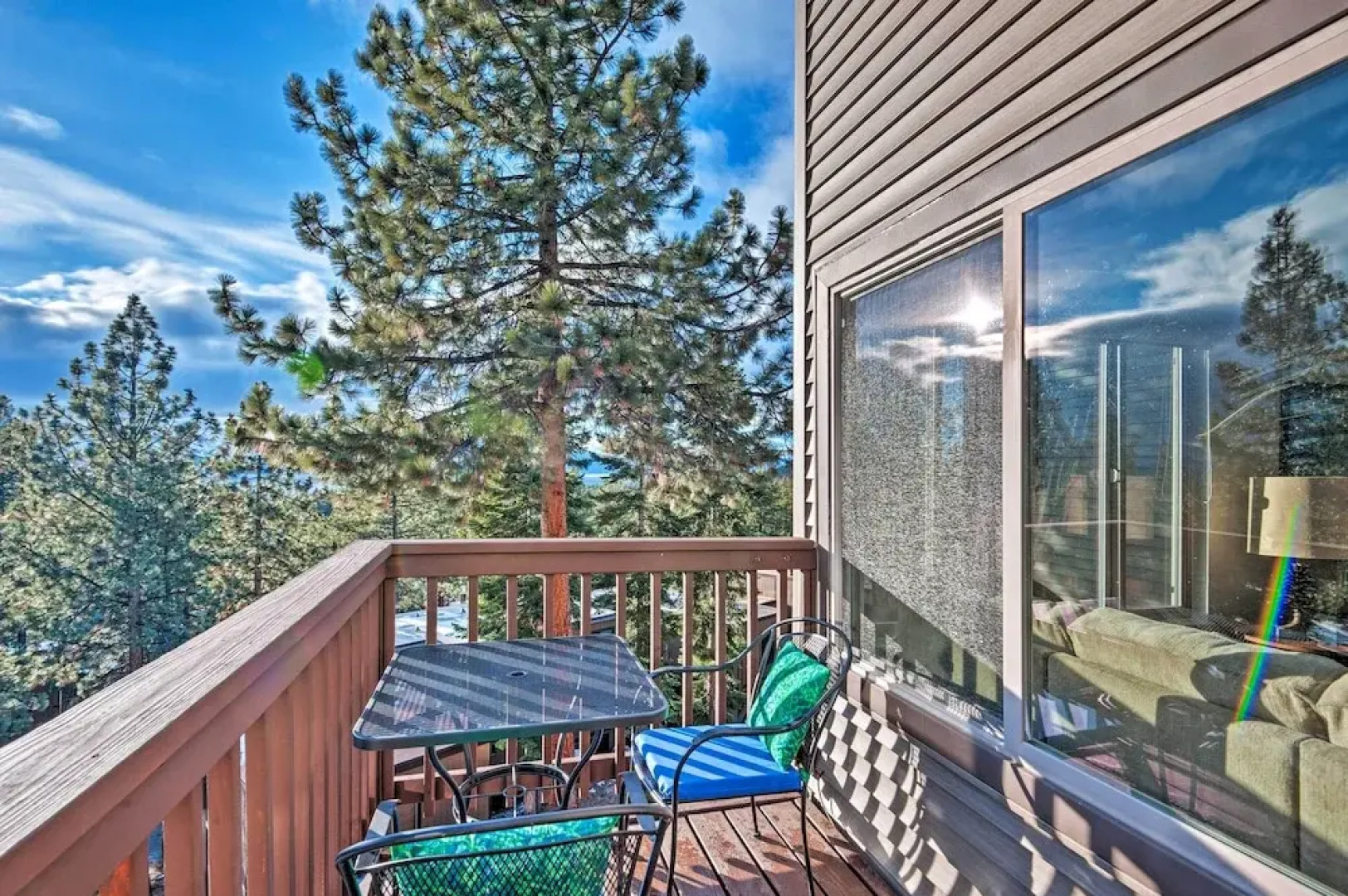 2 Mi to Heavenly Mountain: Tahoe Retreat w/ Views