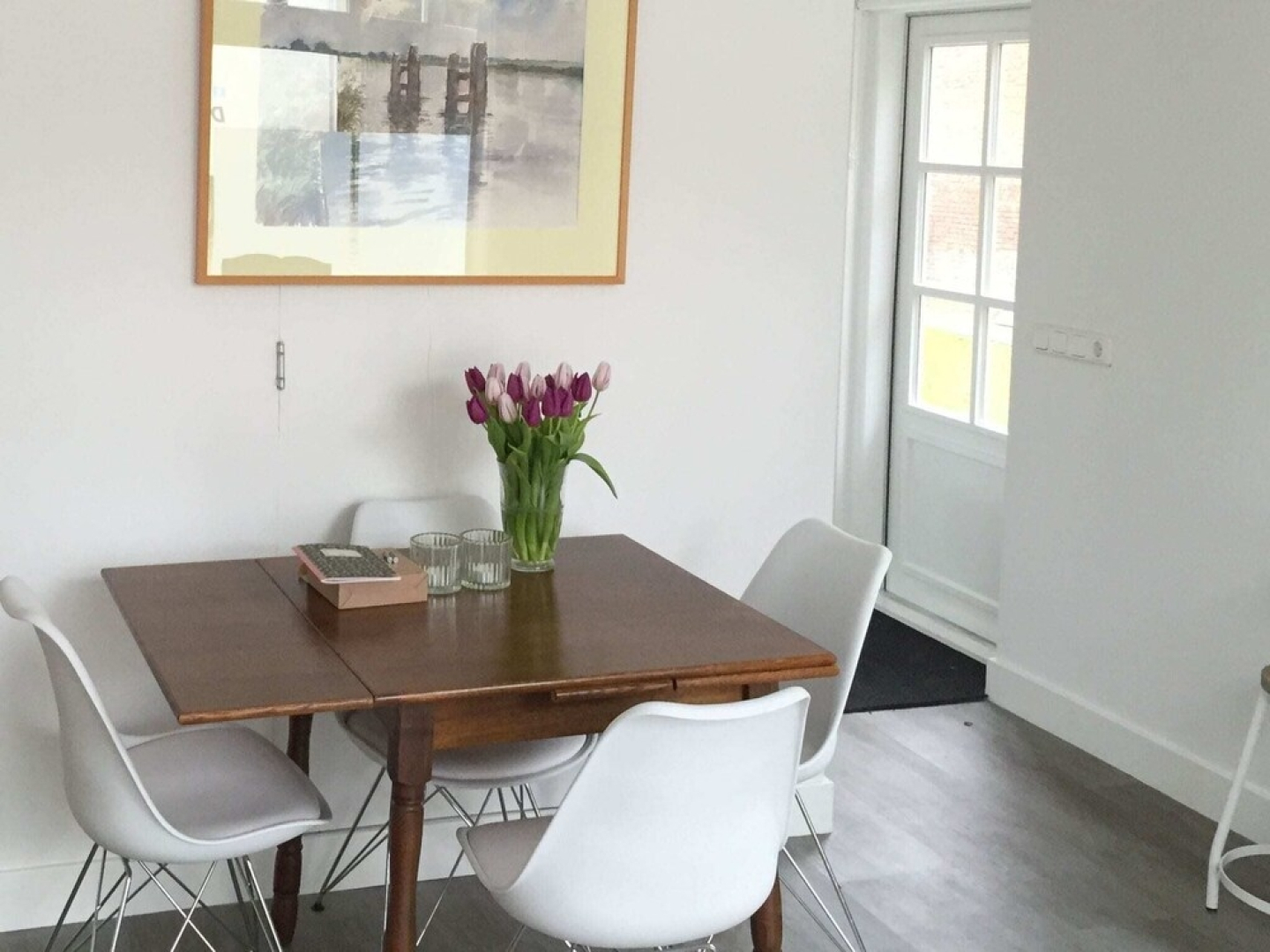 Modern Holiday Home With Garden