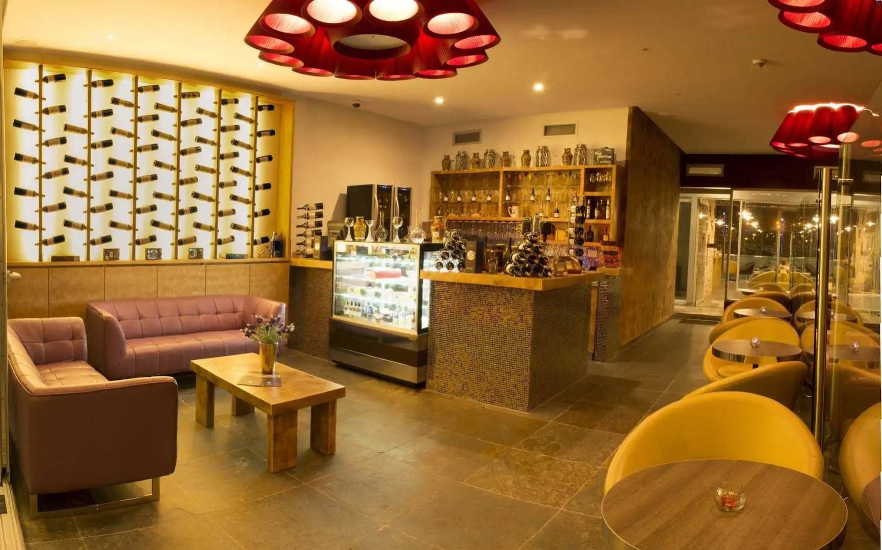 Punta Diamante Premium Hotel