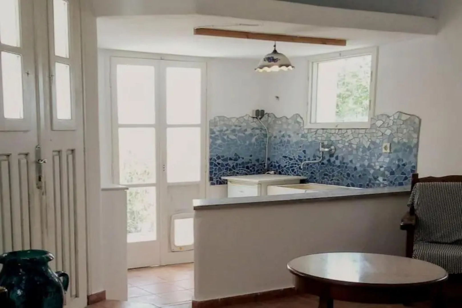 Red Rocks 900m from Parikia Center