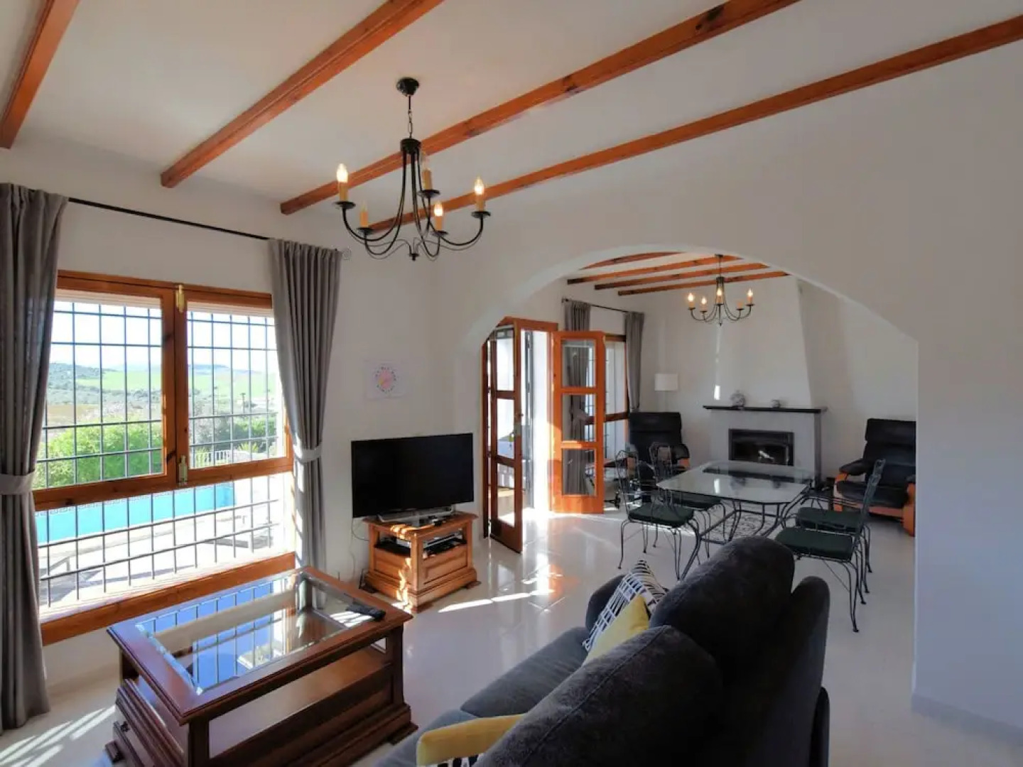 Lovely Holiday Home With Private Swimming Pool in Almogía